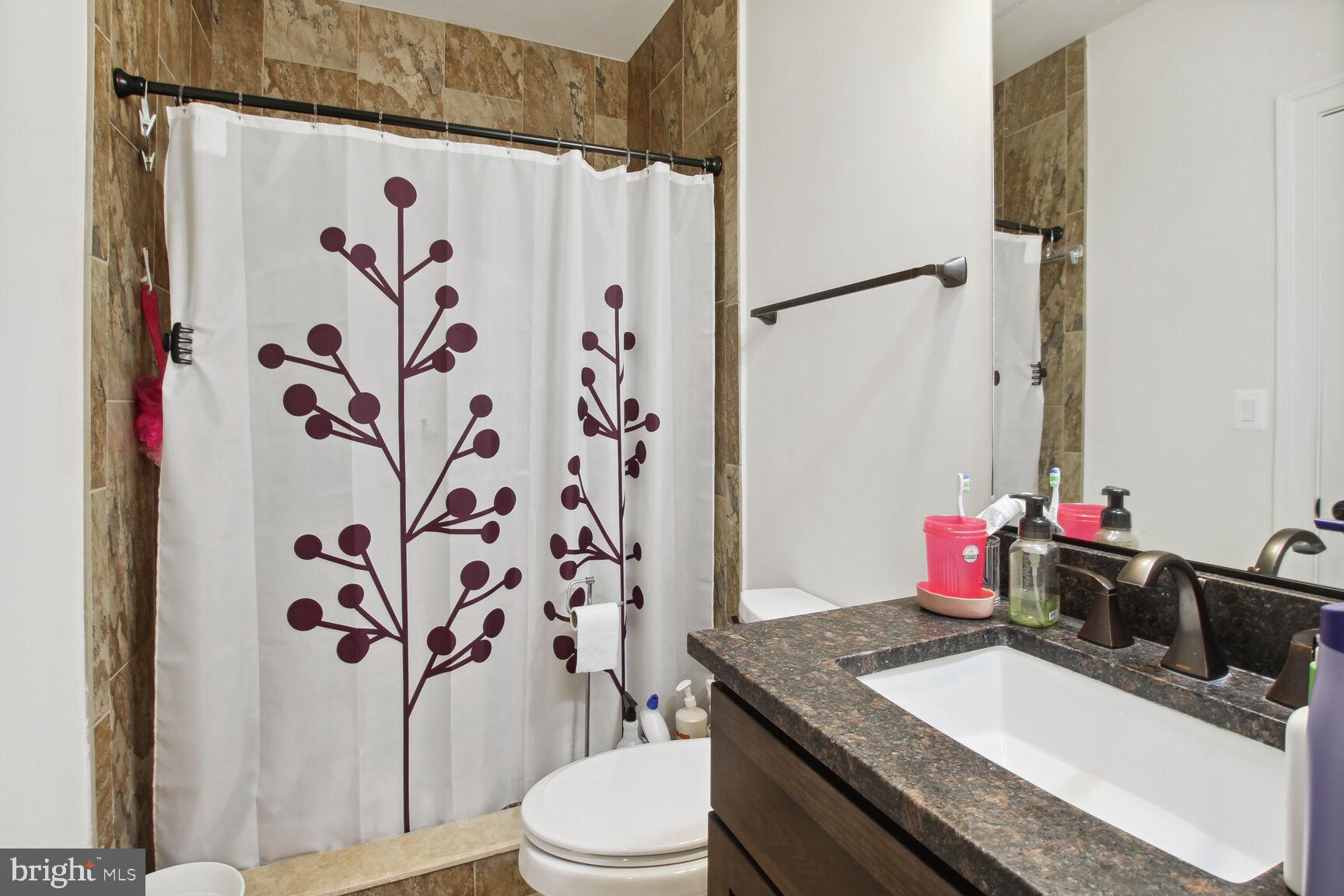 LANDON WOODS - Residential Lease