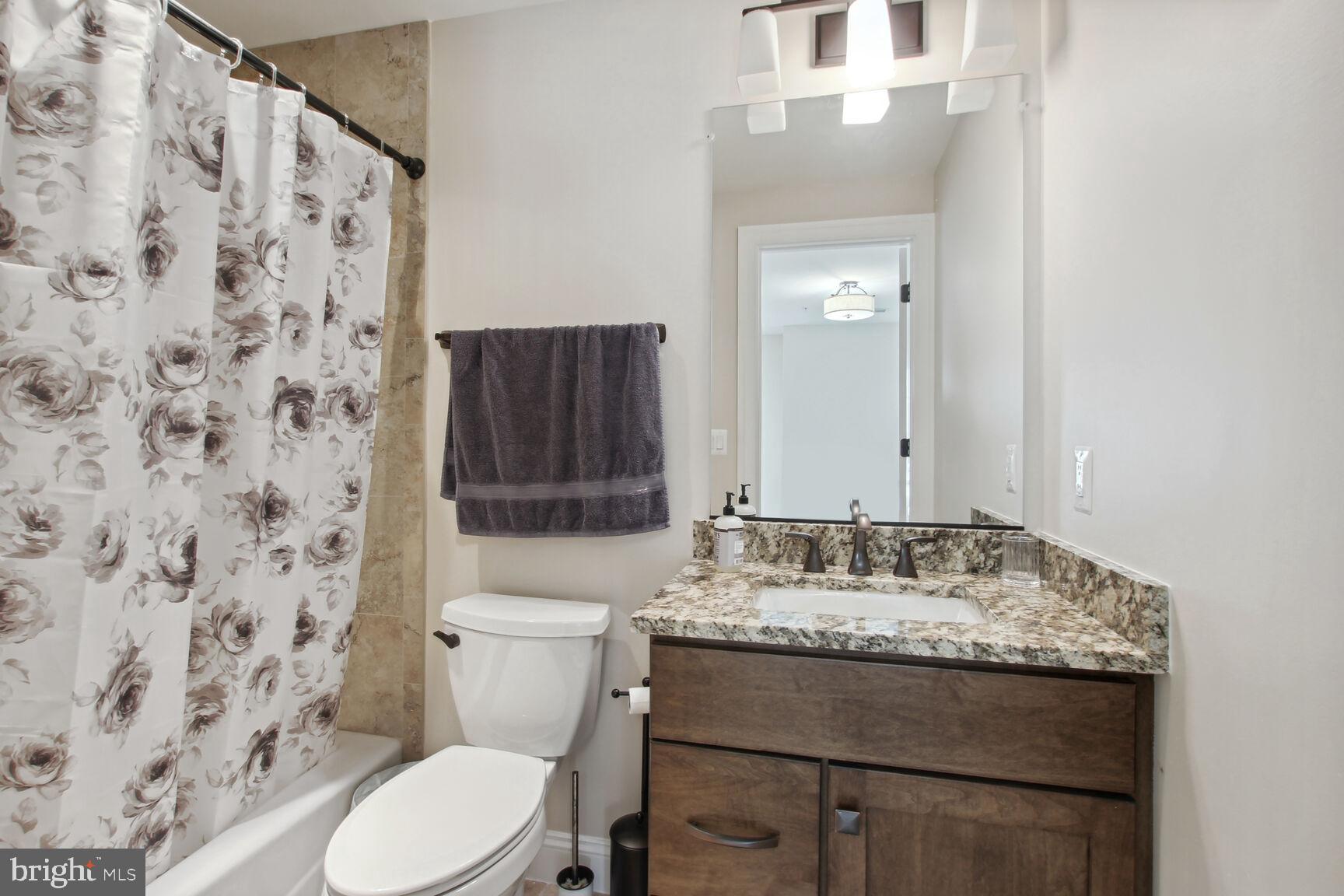 LANDON WOODS - Residential Lease