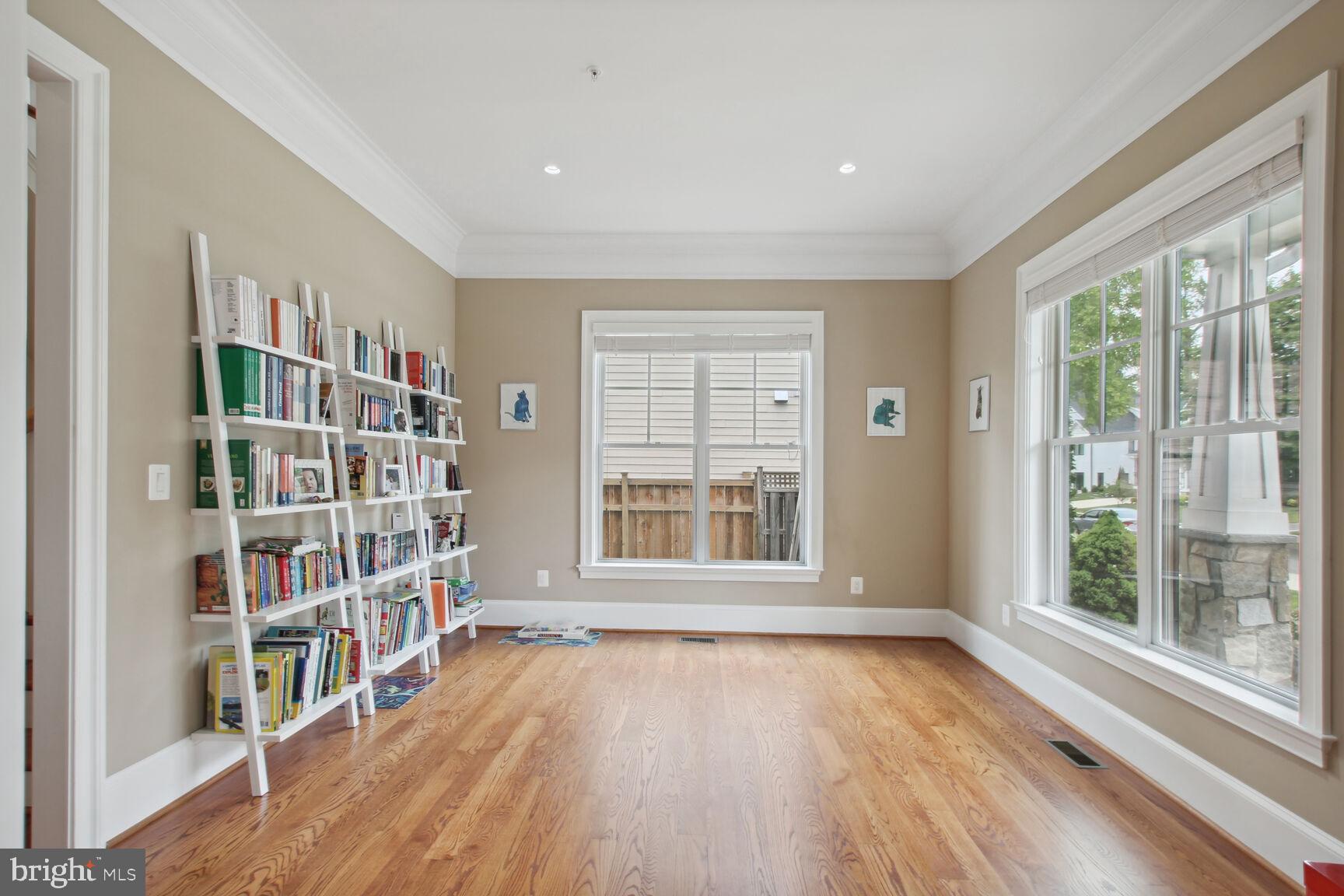 LANDON WOODS - Residential Lease