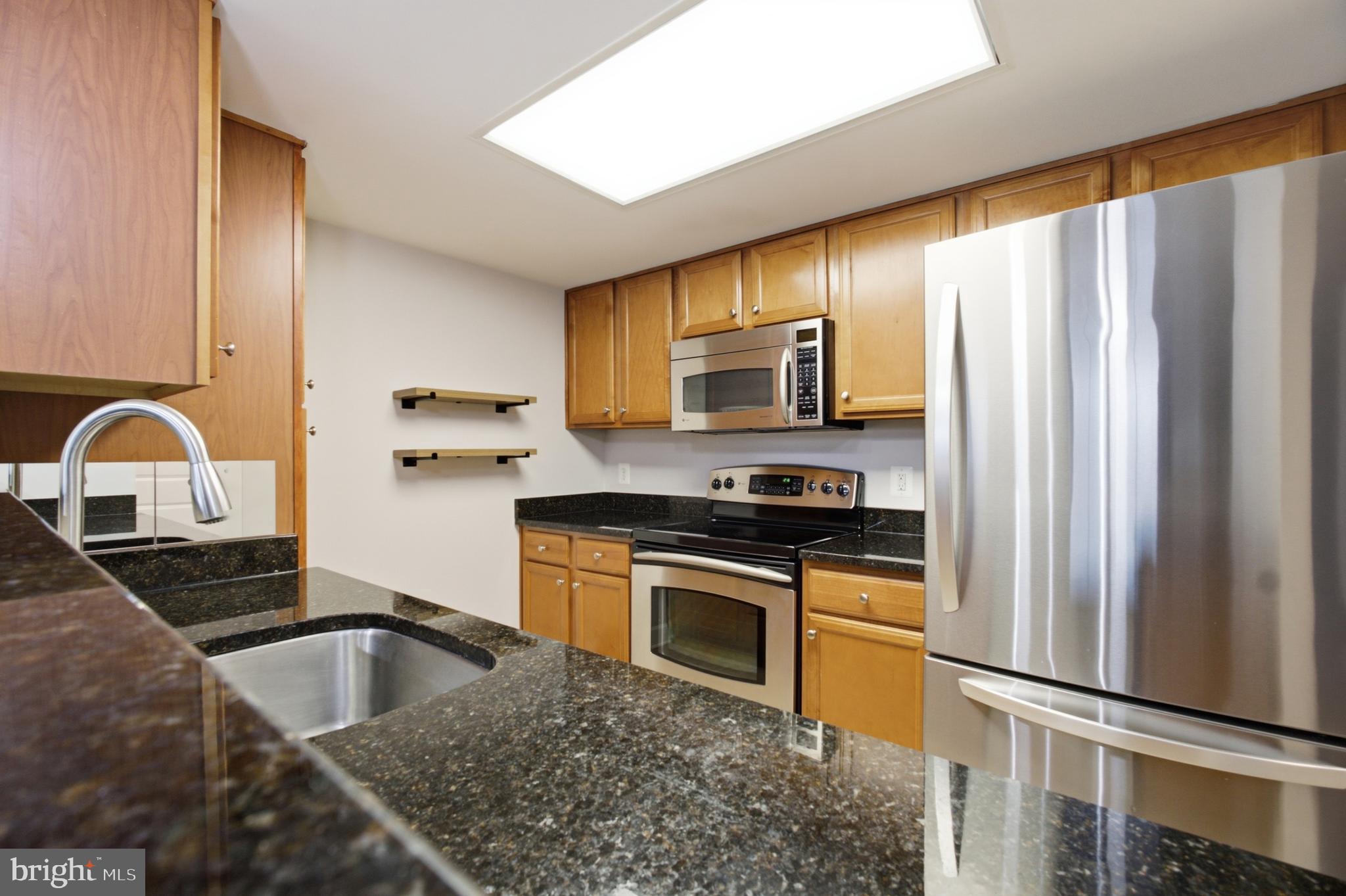 11800 SUNSET HILLS ROAD 202