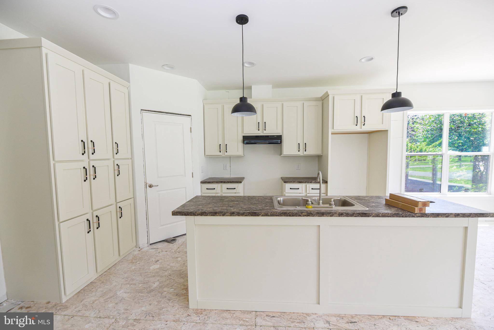 34049 TAYLOR DRIVE S 1017