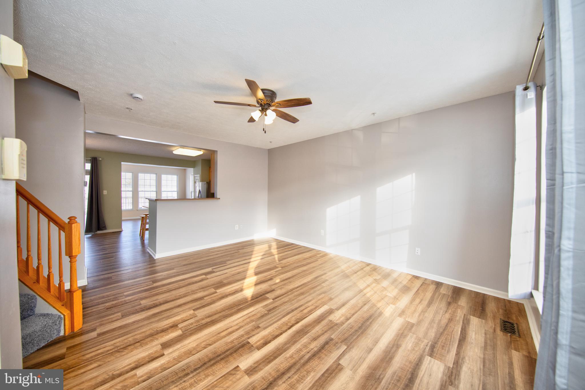 HOLLY WOODS - Residential Lease