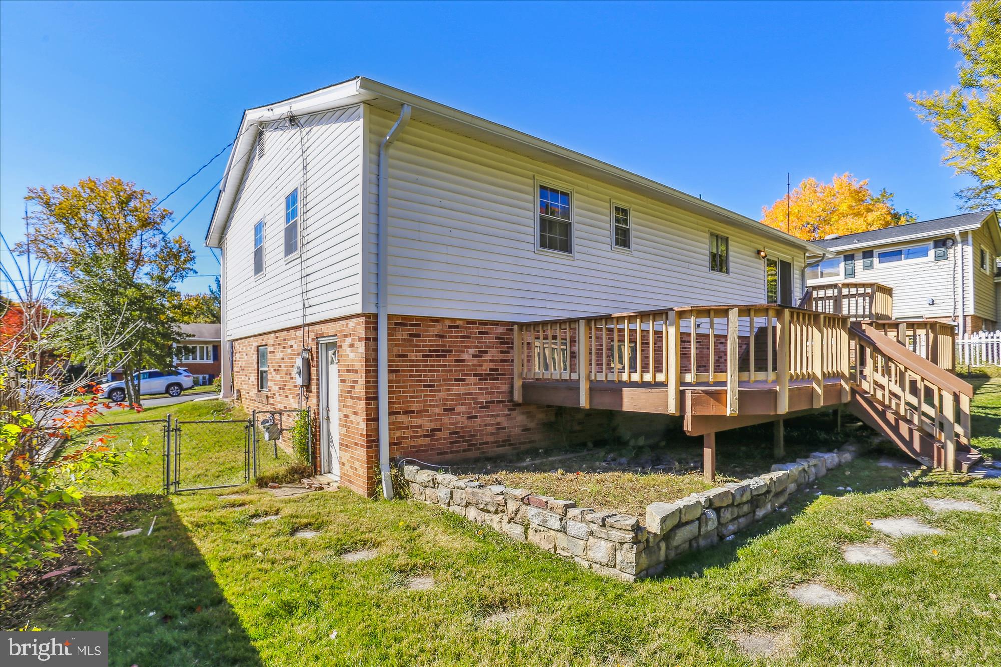 OLD POST ESTATES - Residential