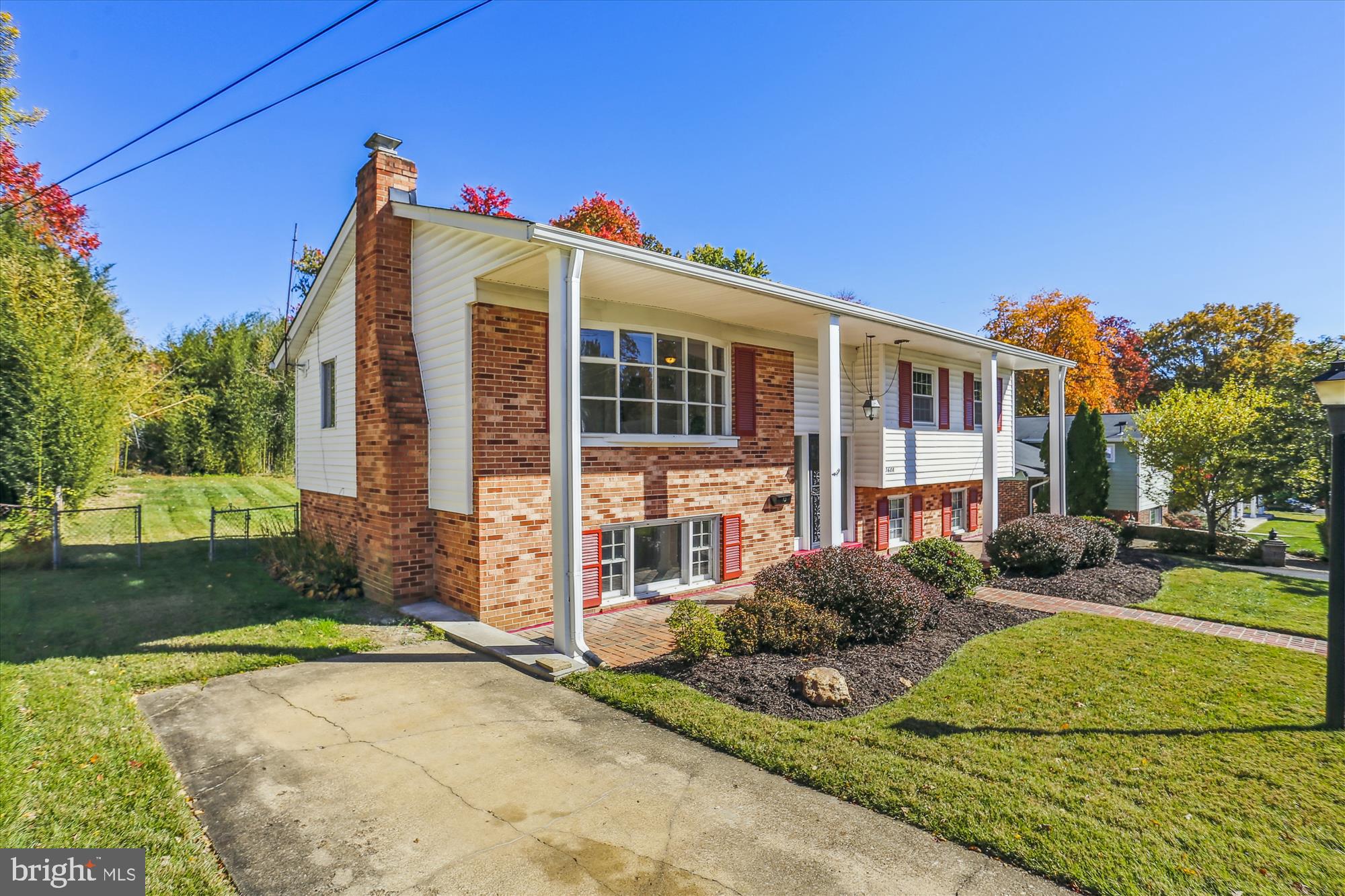 OLD POST ESTATES - Residential