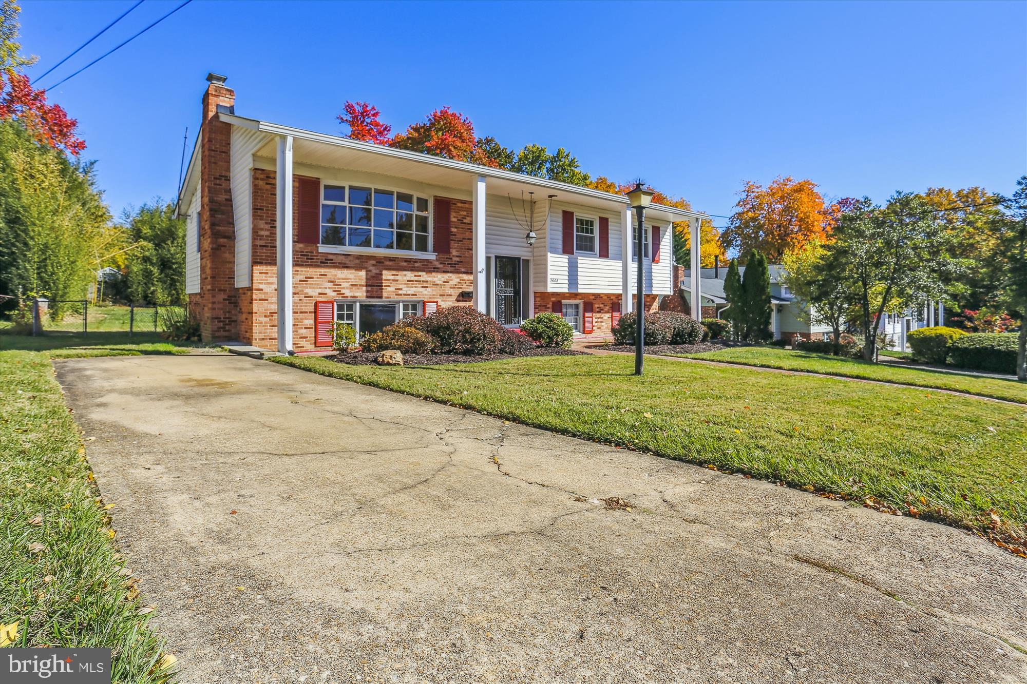 OLD POST ESTATES - Residential