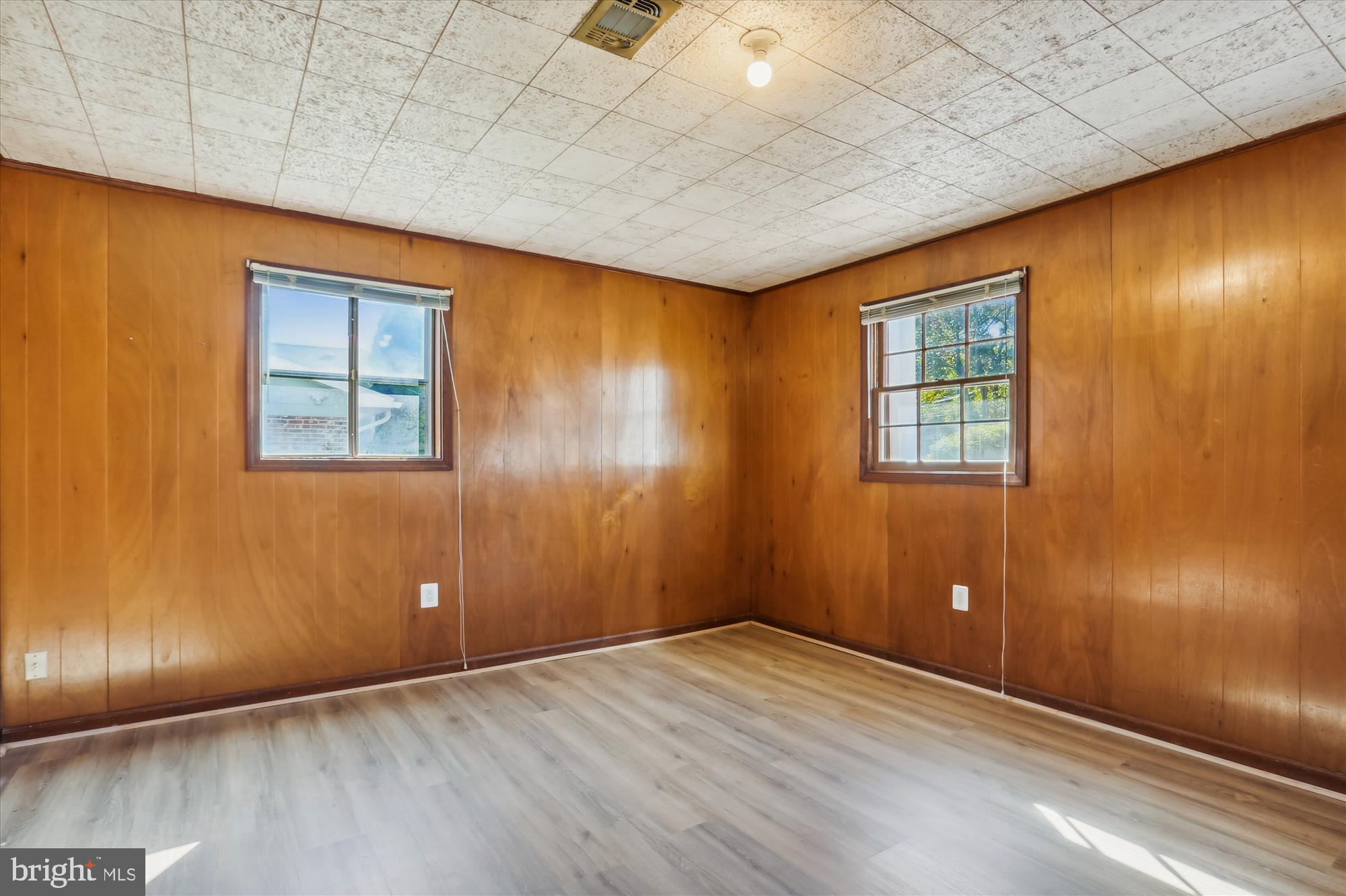 OLD POST ESTATES - Residential