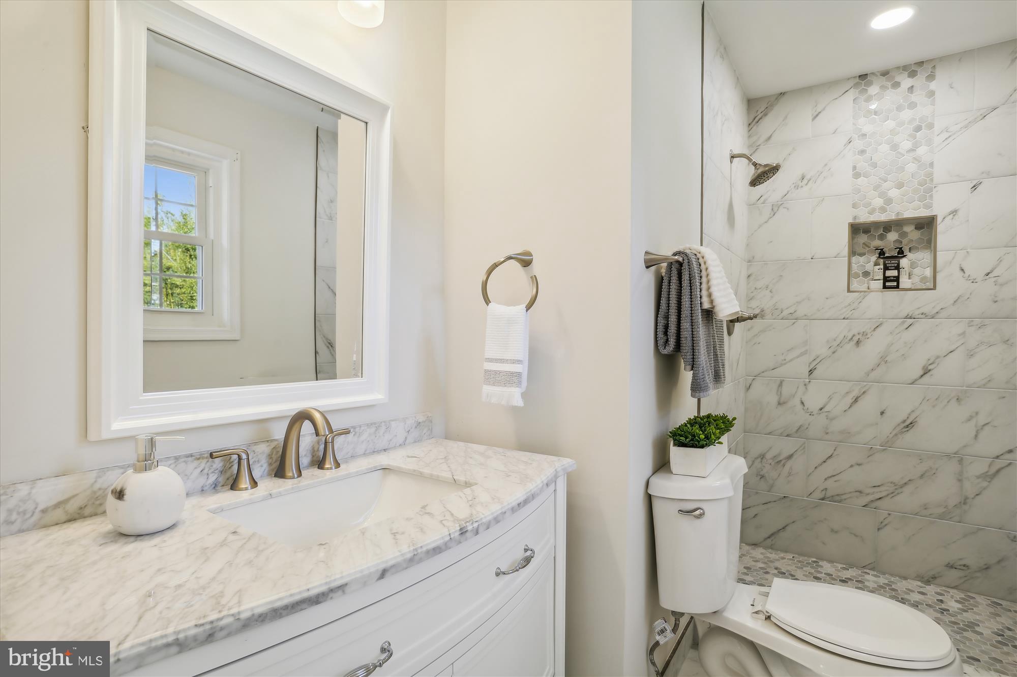 OLD POST ESTATES - Residential