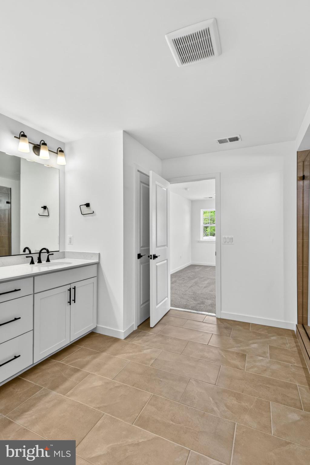 THE GREENS - Residential