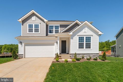 Photo of 2012 Divot Drive, CULPEPER, VA 22701 (MLS # VACU2013390)