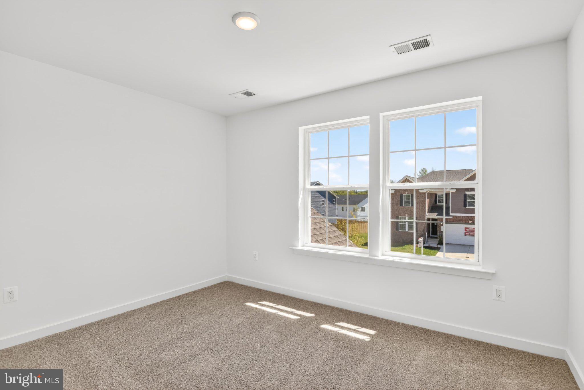 THE GREENS - Residential