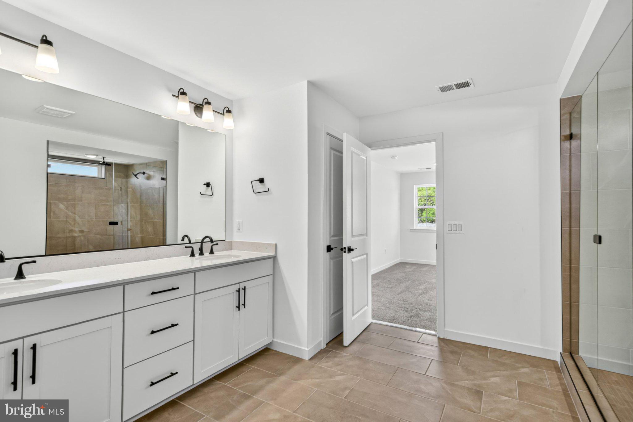 THE GREENS - Residential