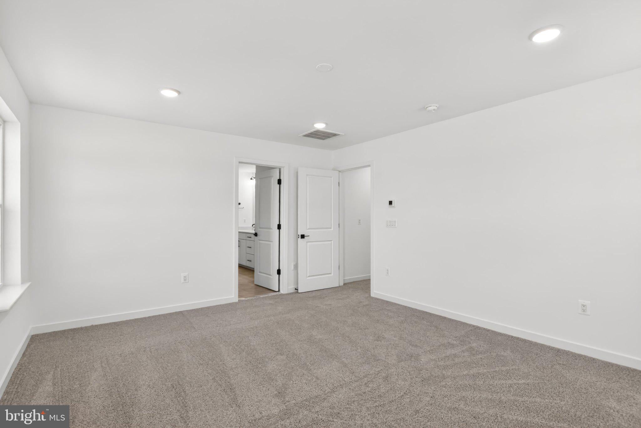 THE GREENS - Residential