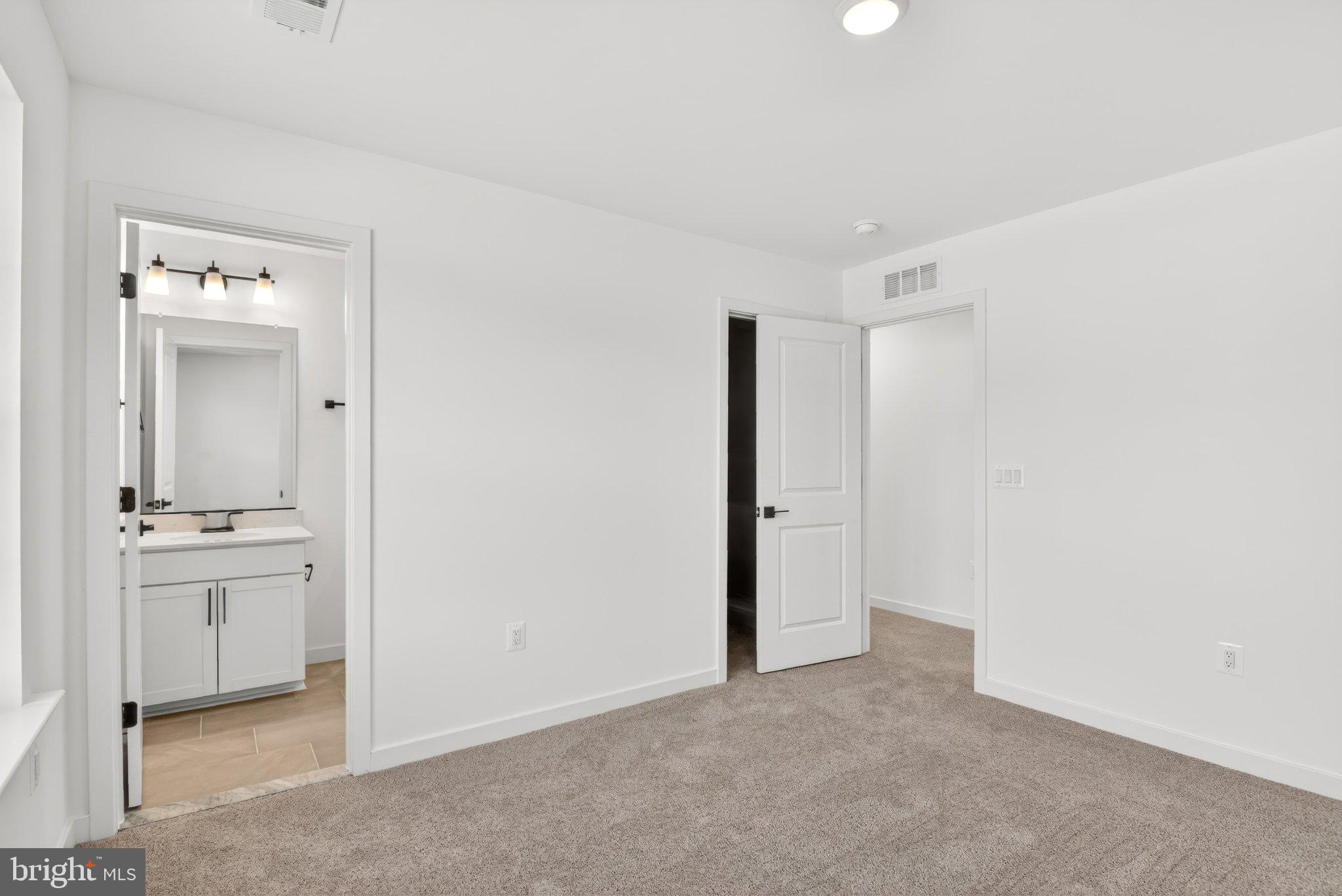 THE GREENS - Residential