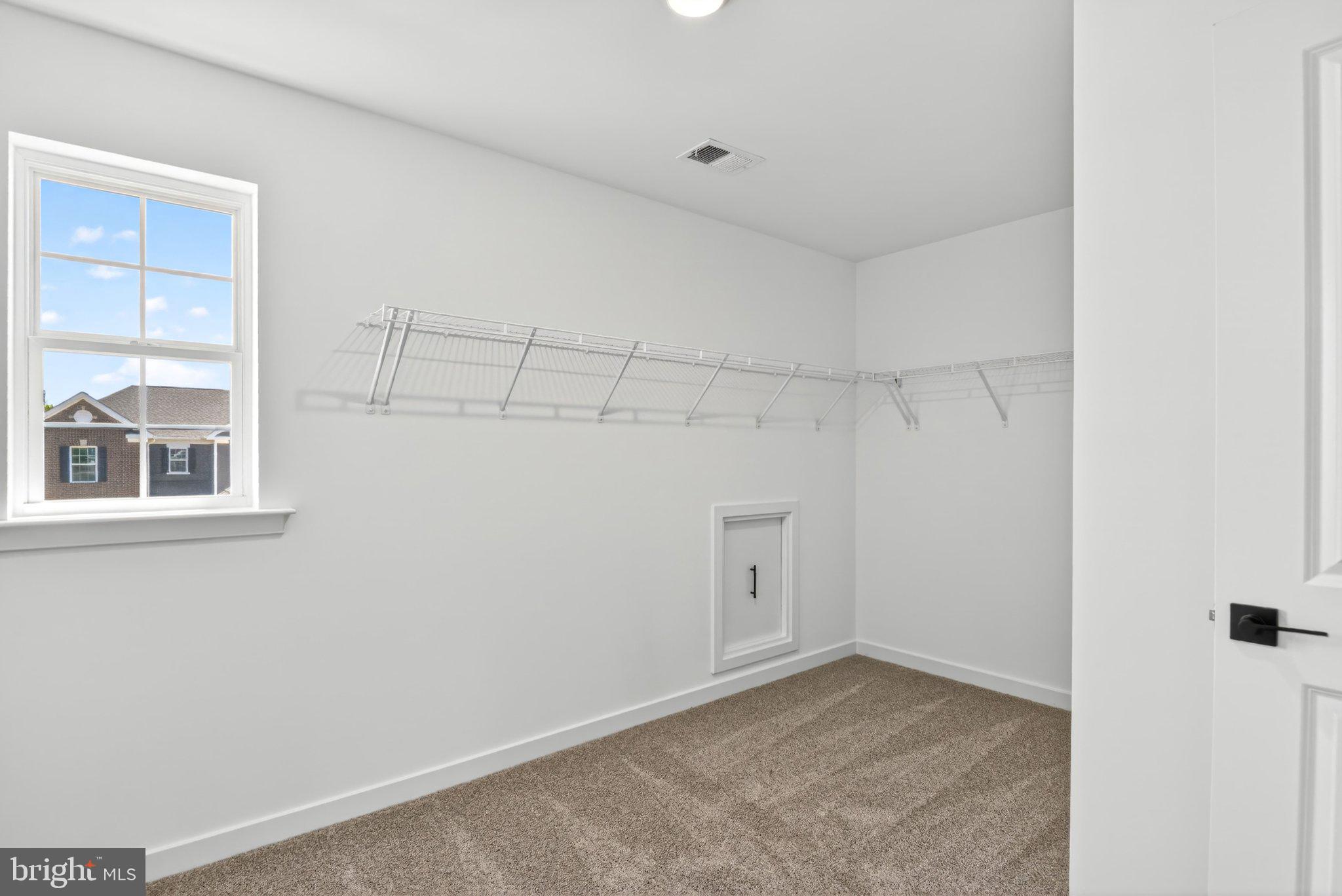 THE GREENS - Residential