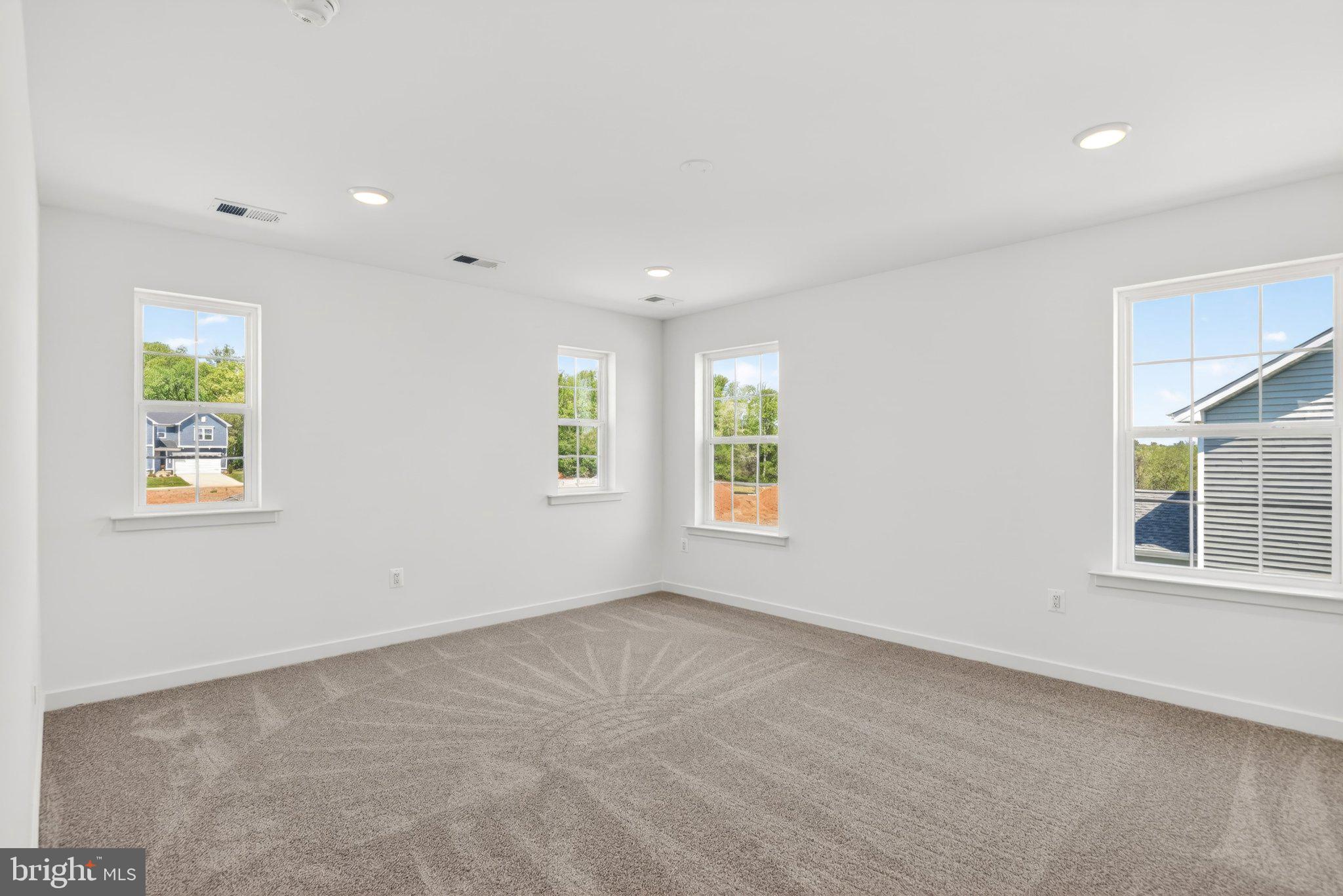 THE GREENS - Residential