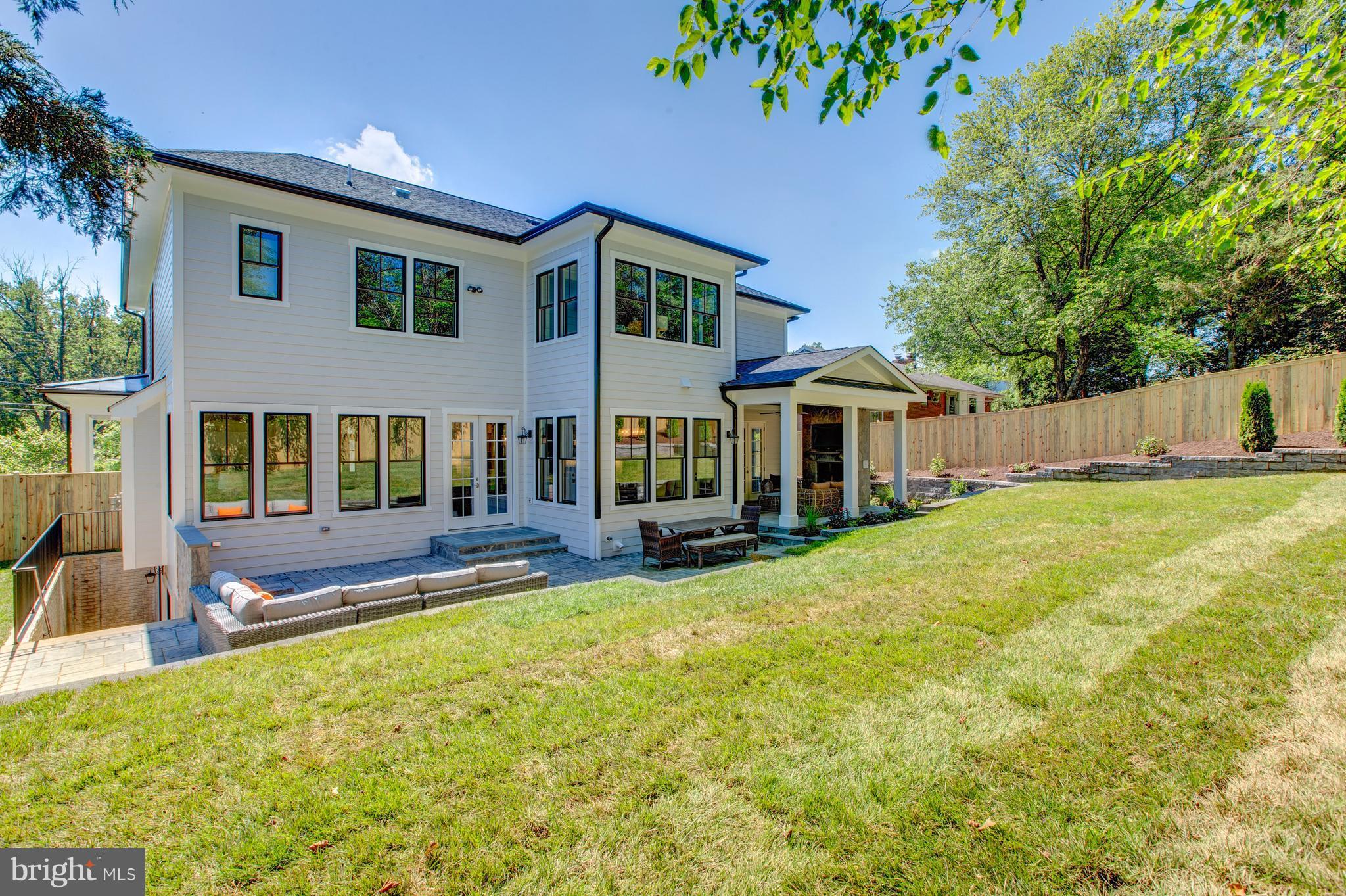 BROYHILL LANGLEY ESTATES - Residential