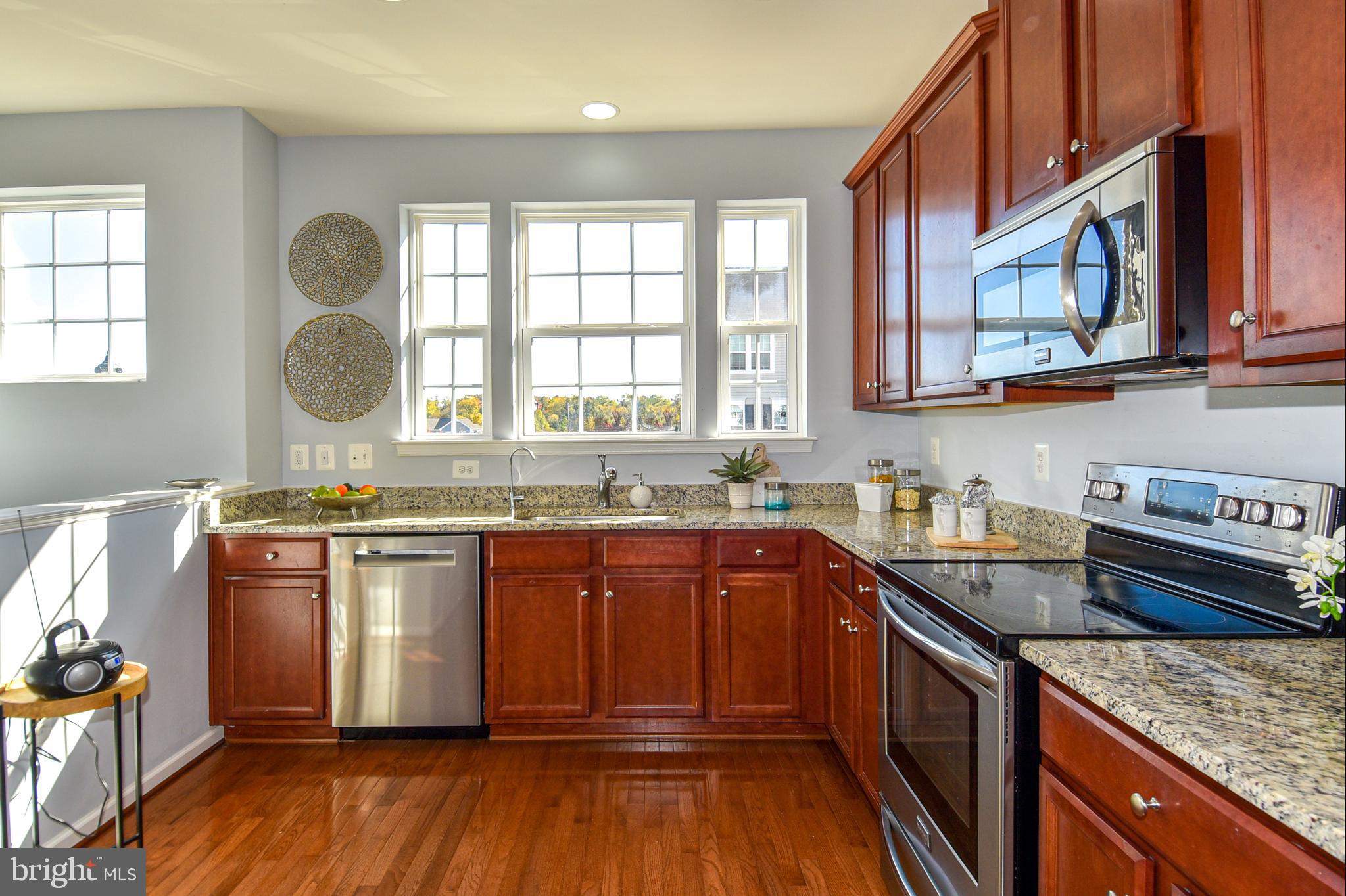 HERITAGE CROSSING CONDOMINIUM - Residential