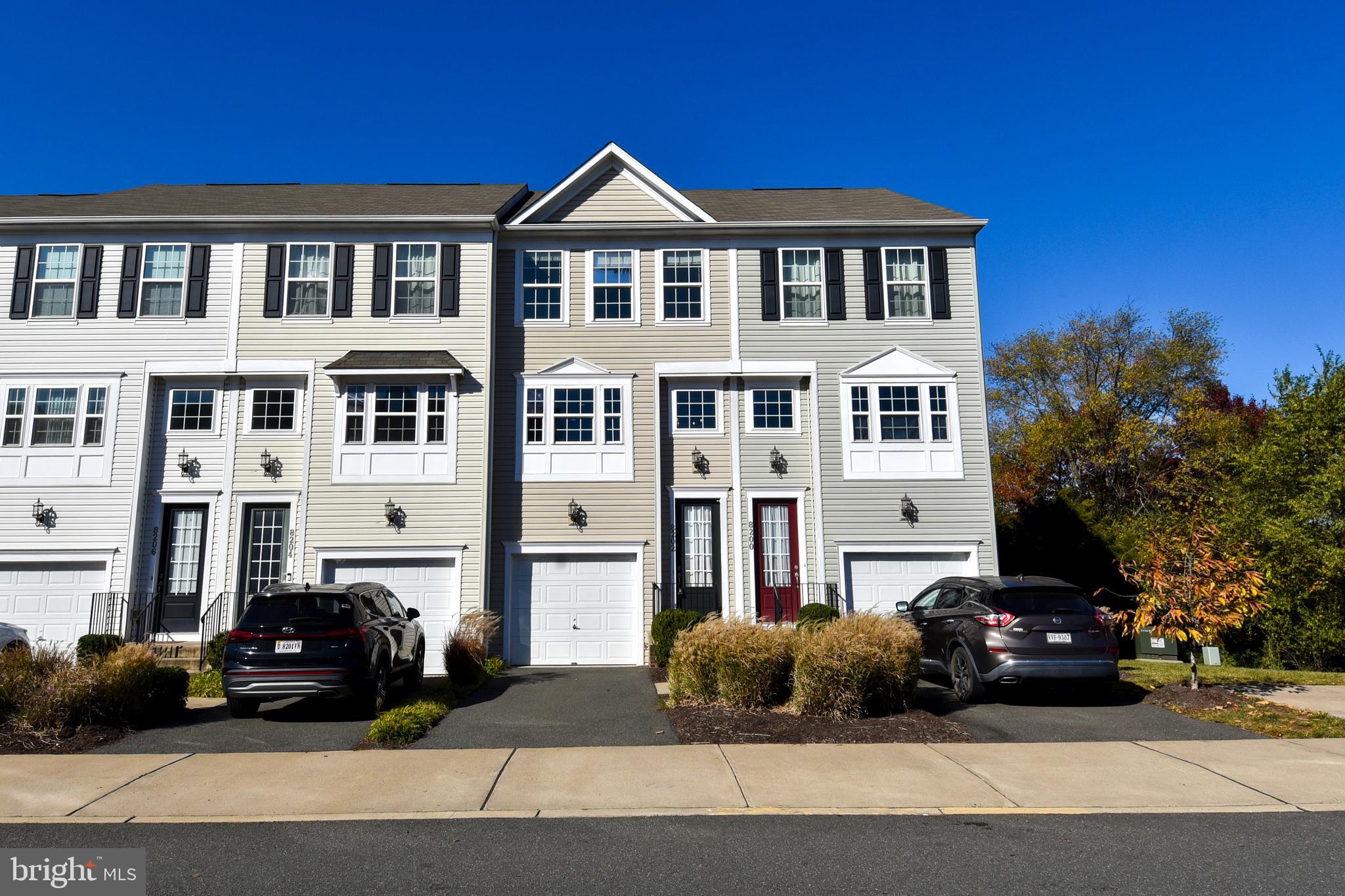 HERITAGE CROSSING CONDOMINIUM - Residential