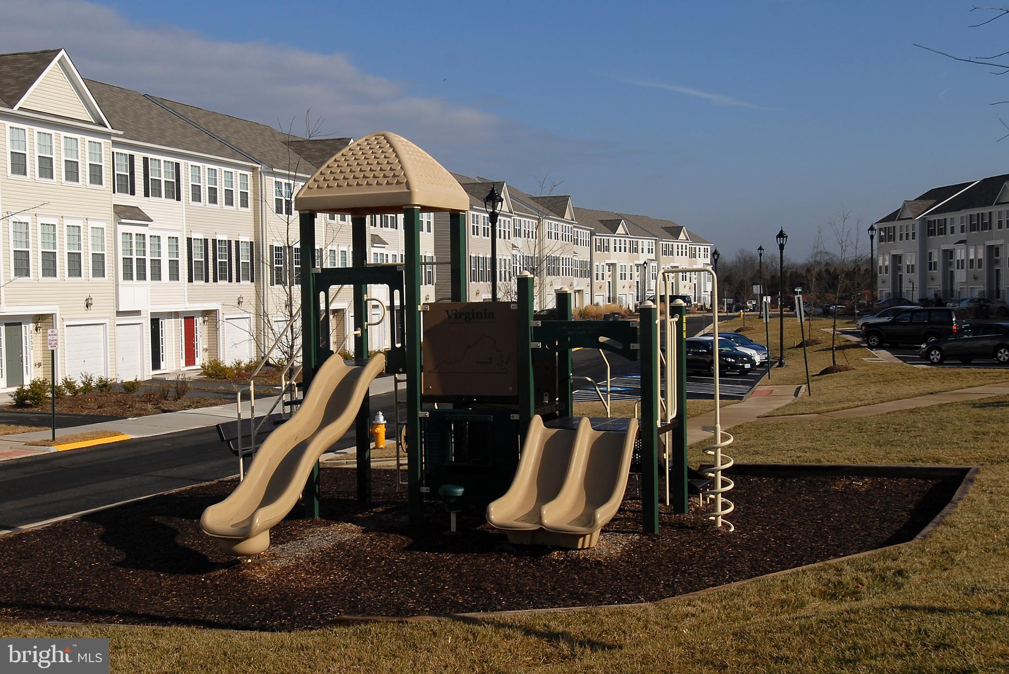 HERITAGE CROSSING CONDOMINIUM - Residential