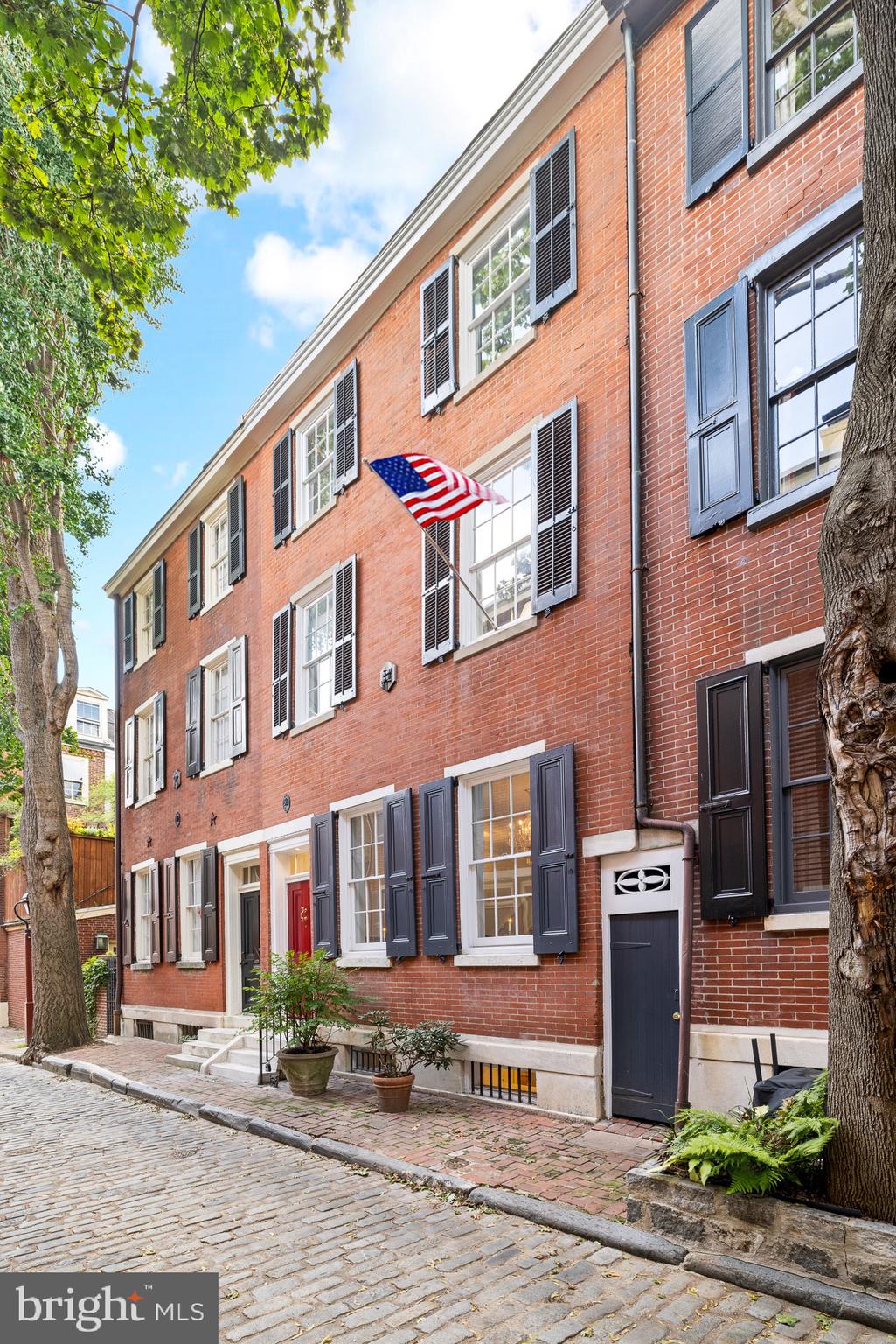 CENTER CITY - Residential