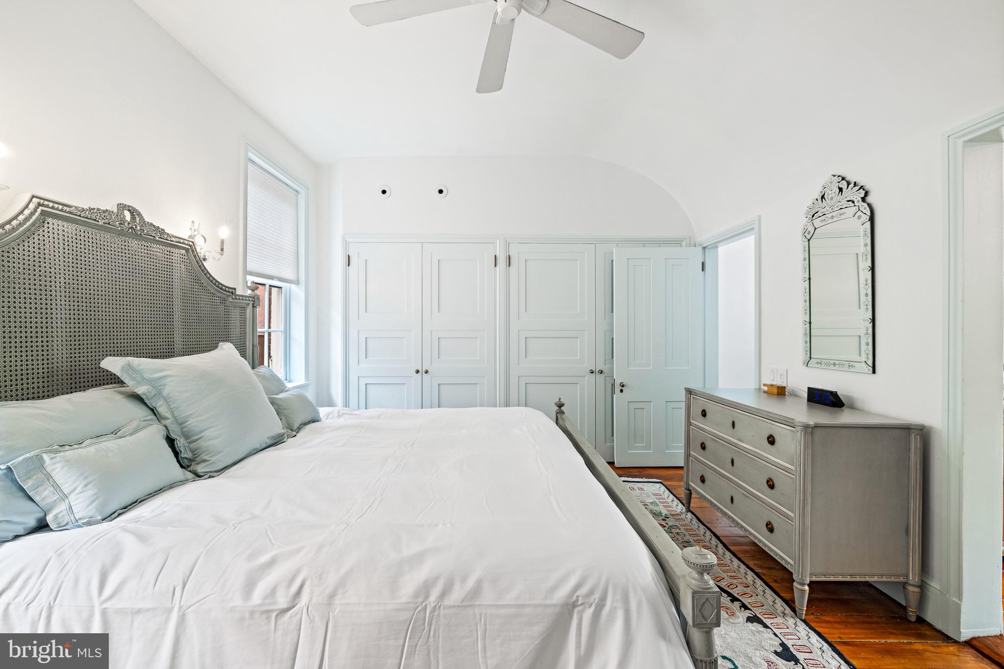 CENTER CITY - Residential