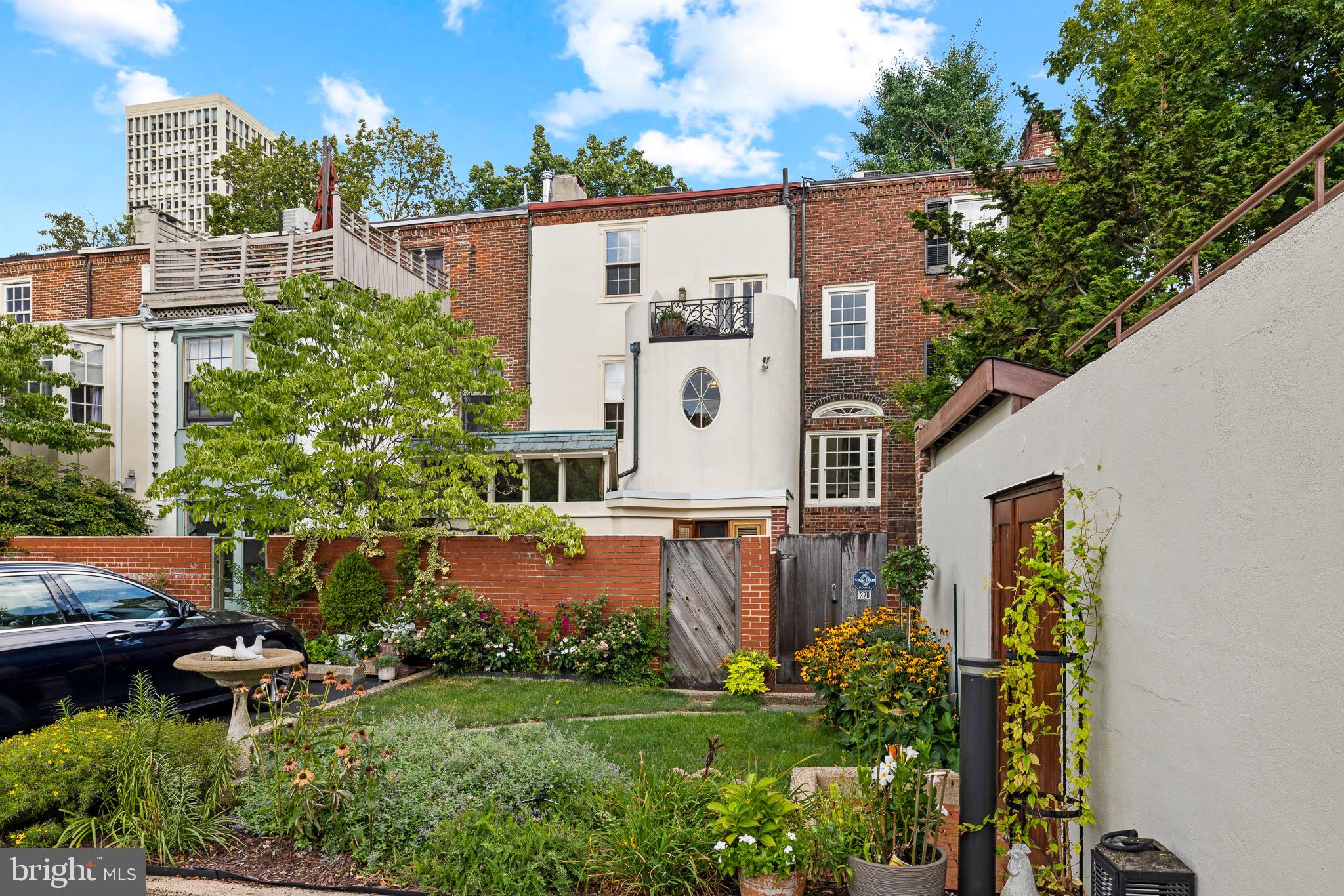 CENTER CITY - Residential