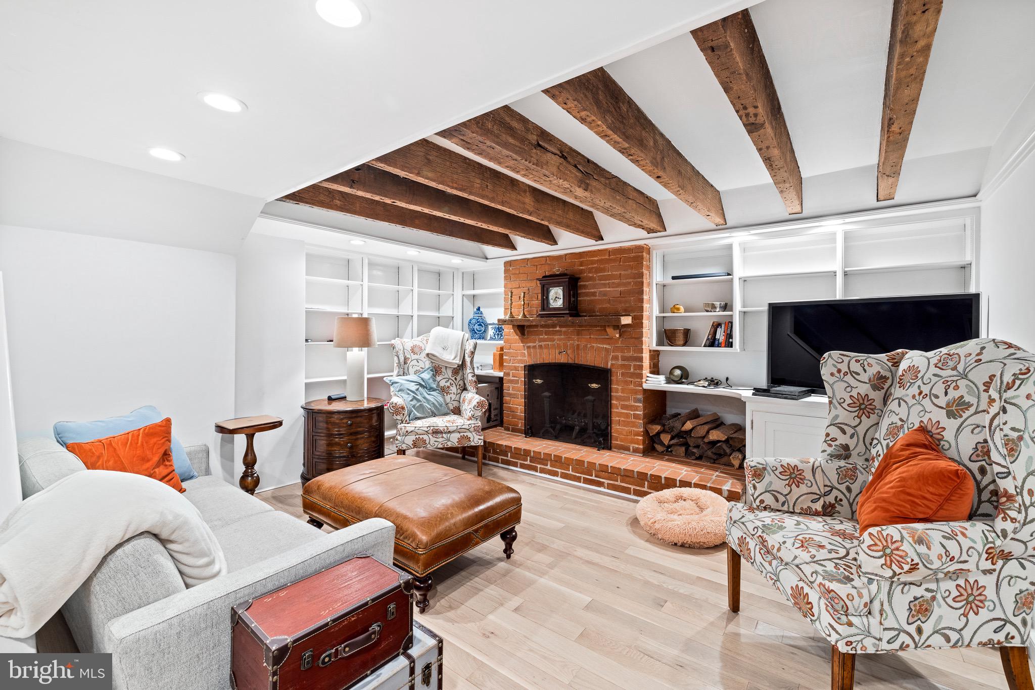 CENTER CITY - Residential