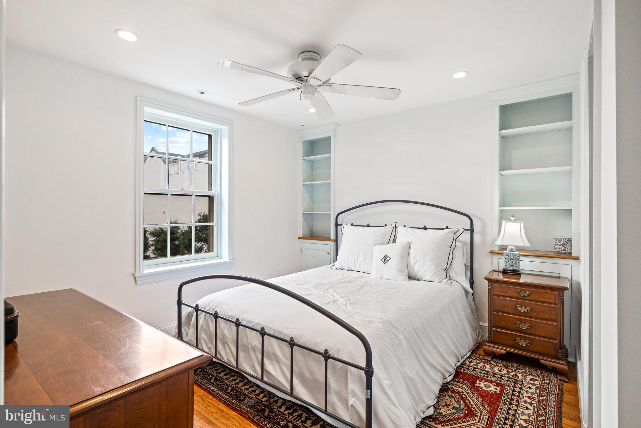 CENTER CITY - Residential