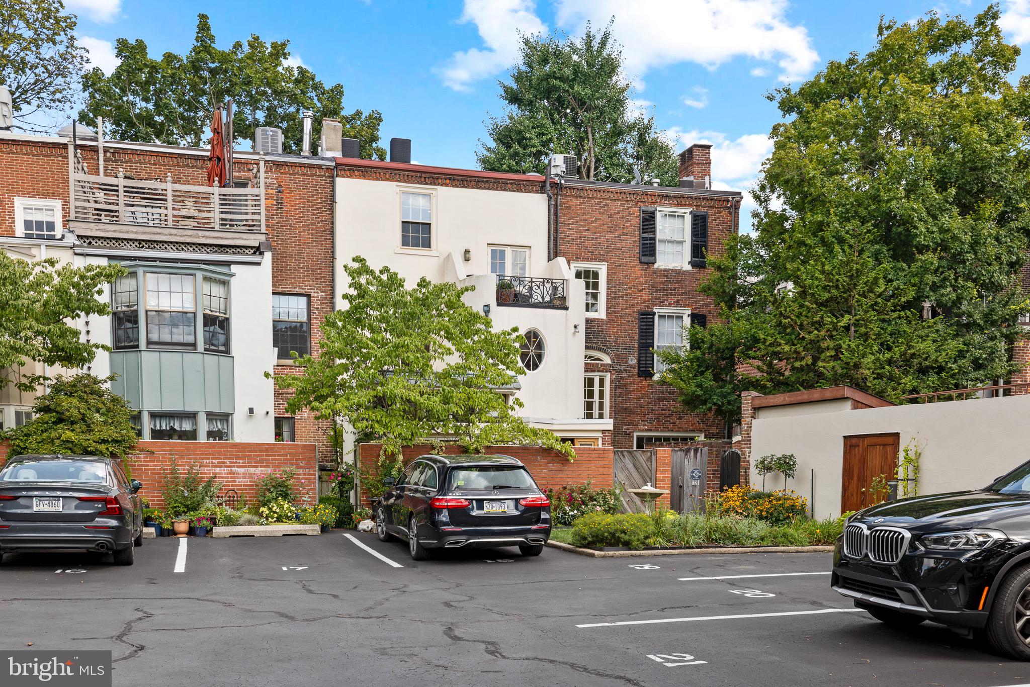 CENTER CITY - Residential