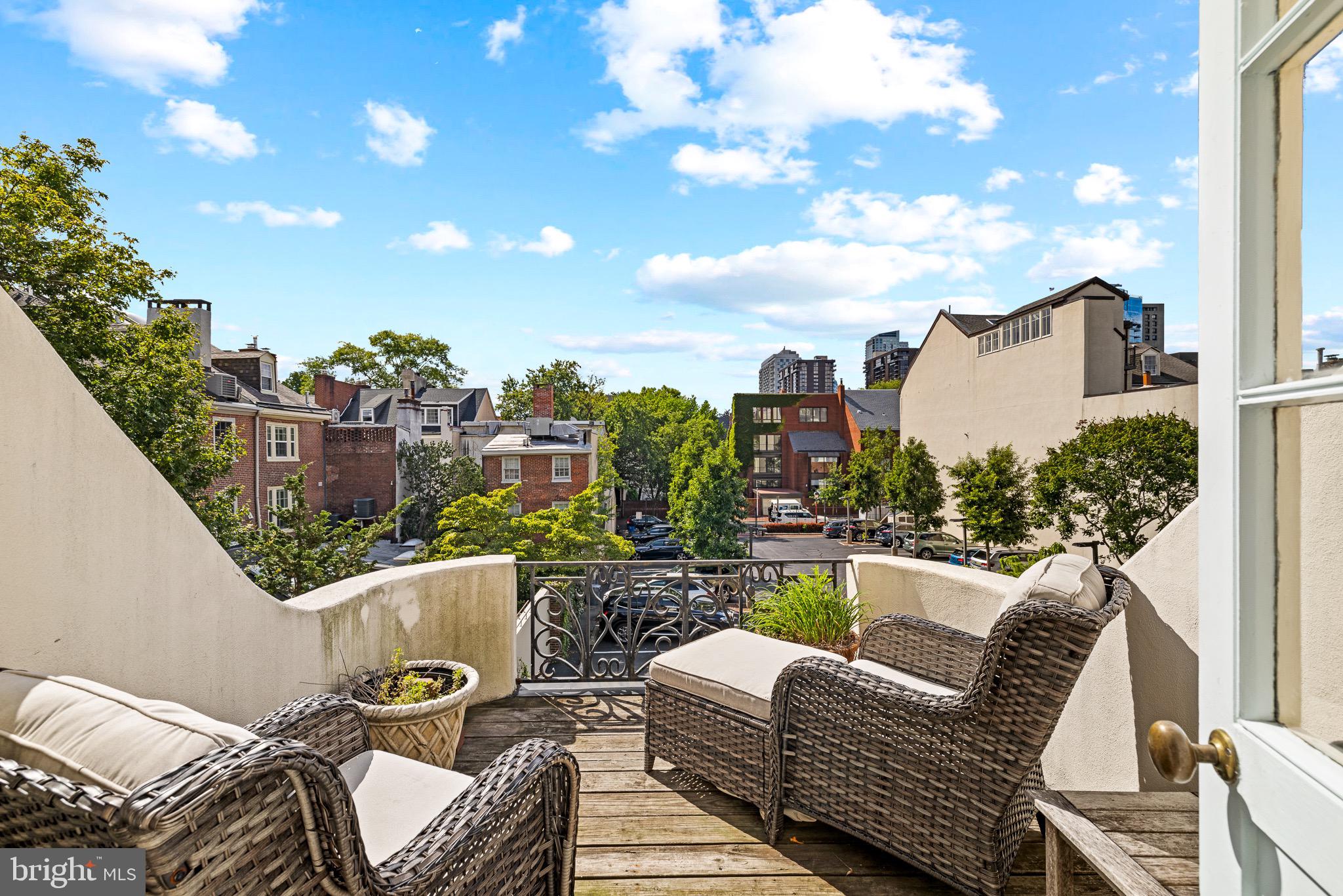 CENTER CITY - Residential