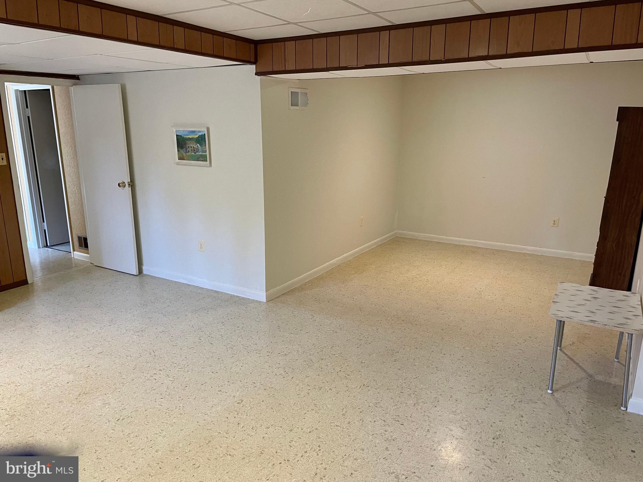 CANTERBURY WOODS - Residential