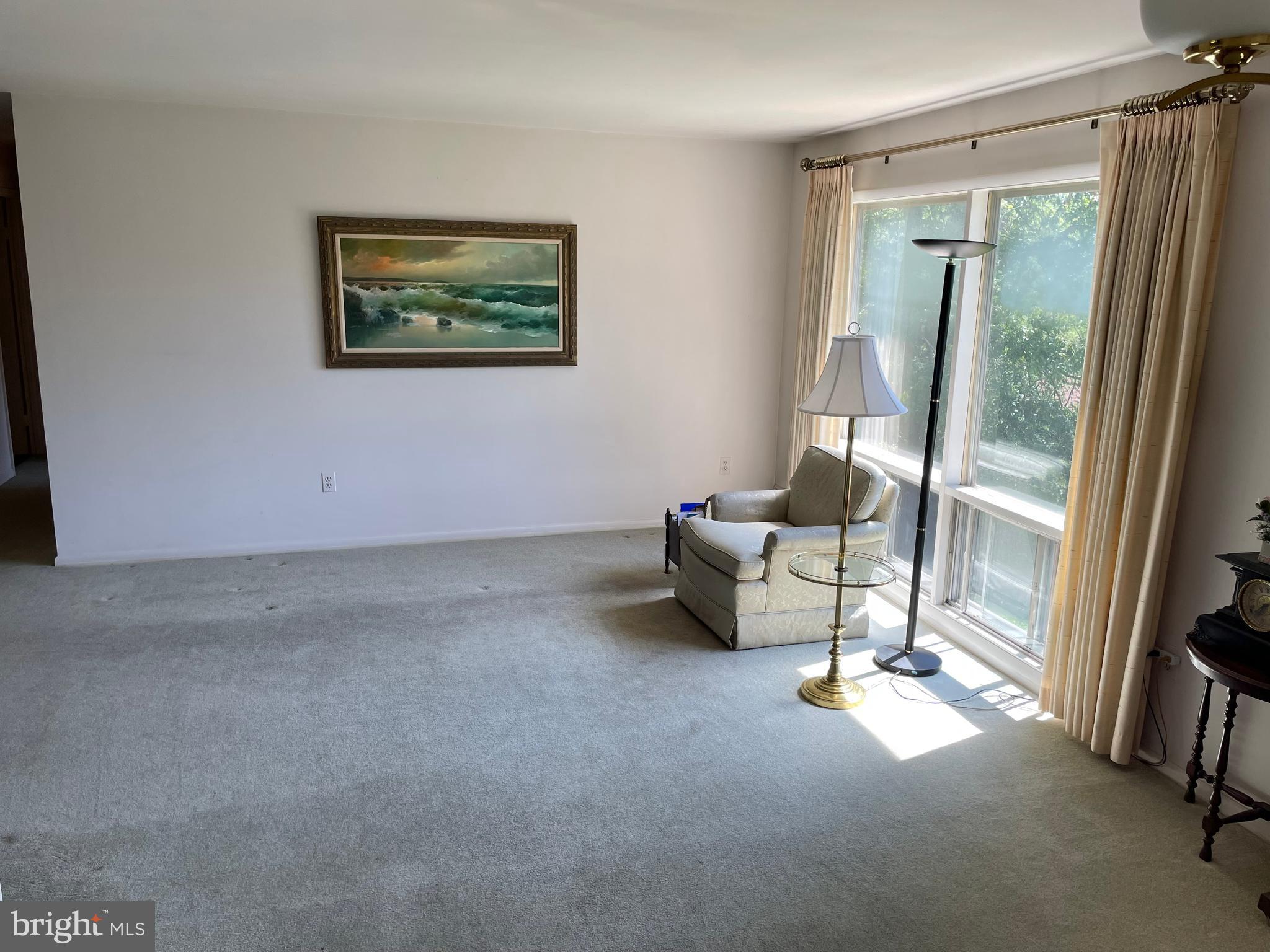 CANTERBURY WOODS - Residential