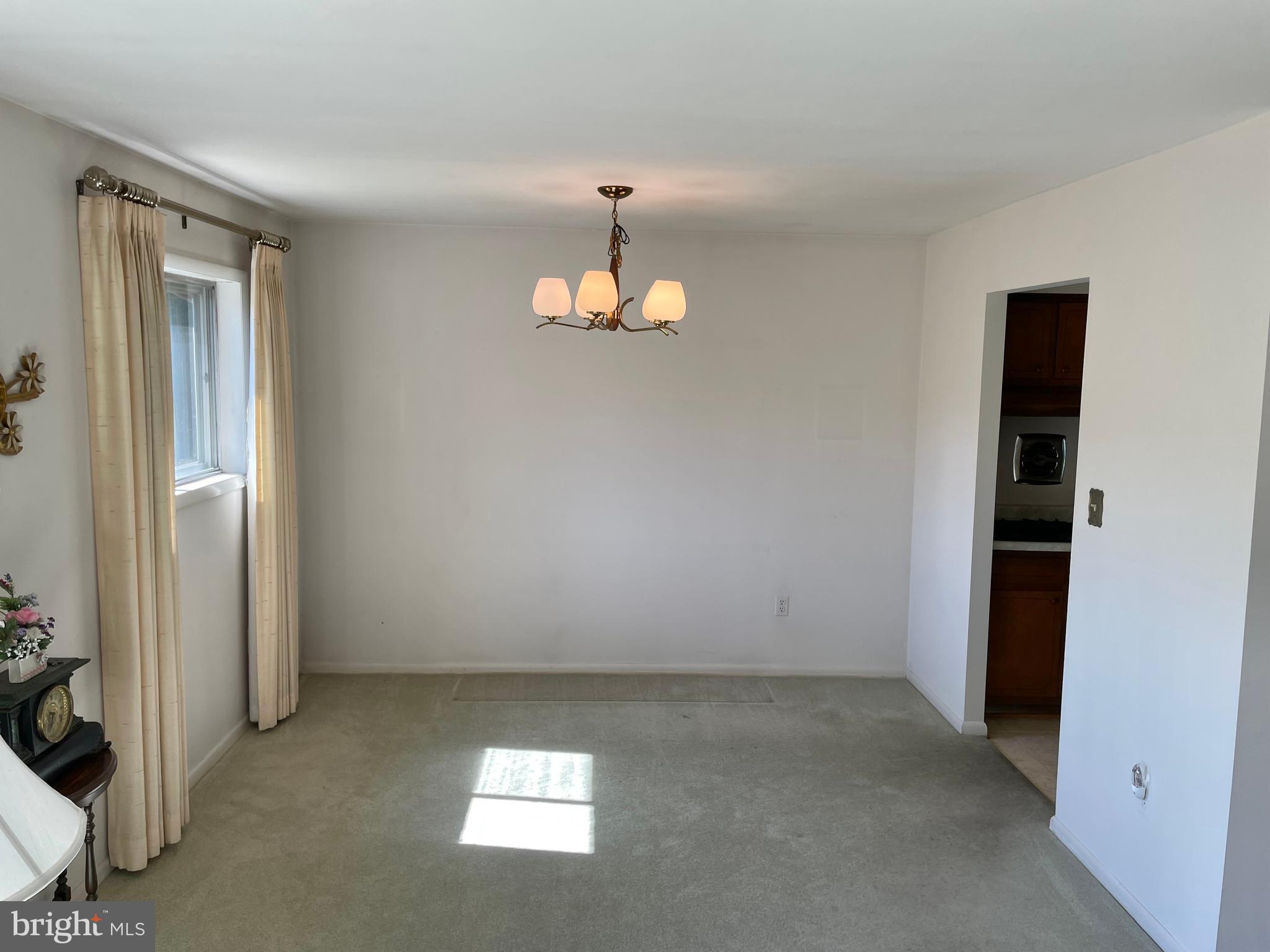 CANTERBURY WOODS - Residential