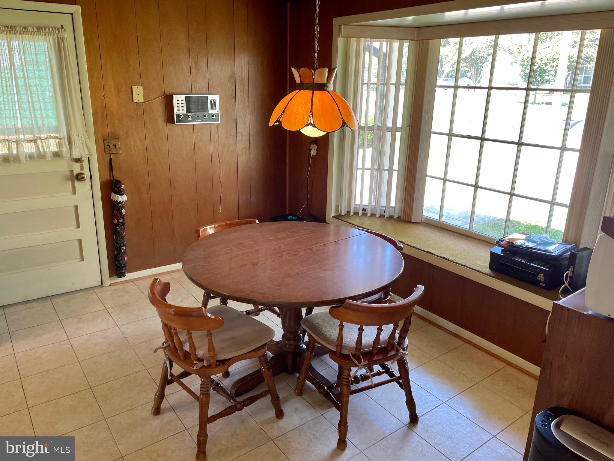 CANTERBURY WOODS - Residential