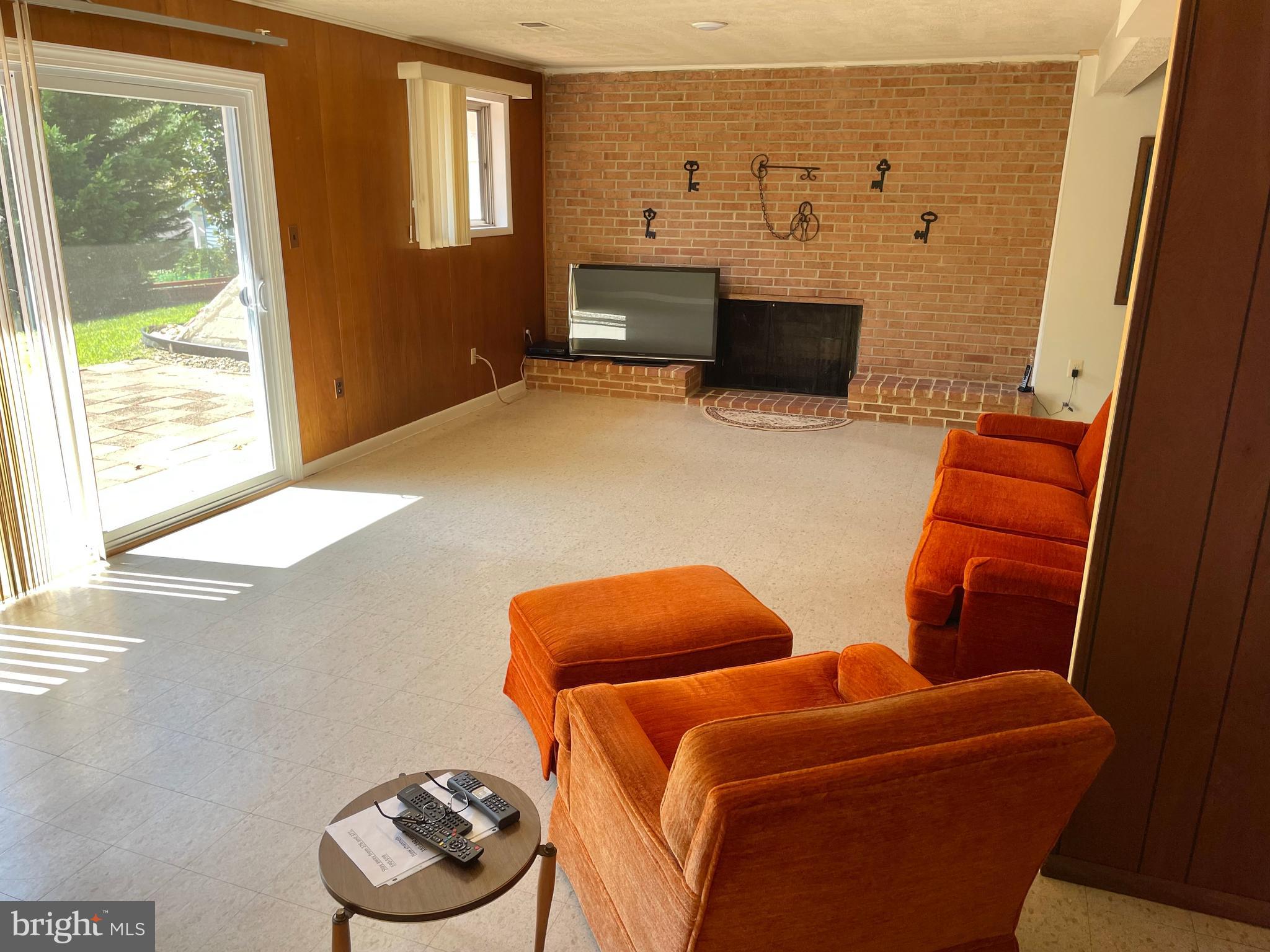 CANTERBURY WOODS - Residential