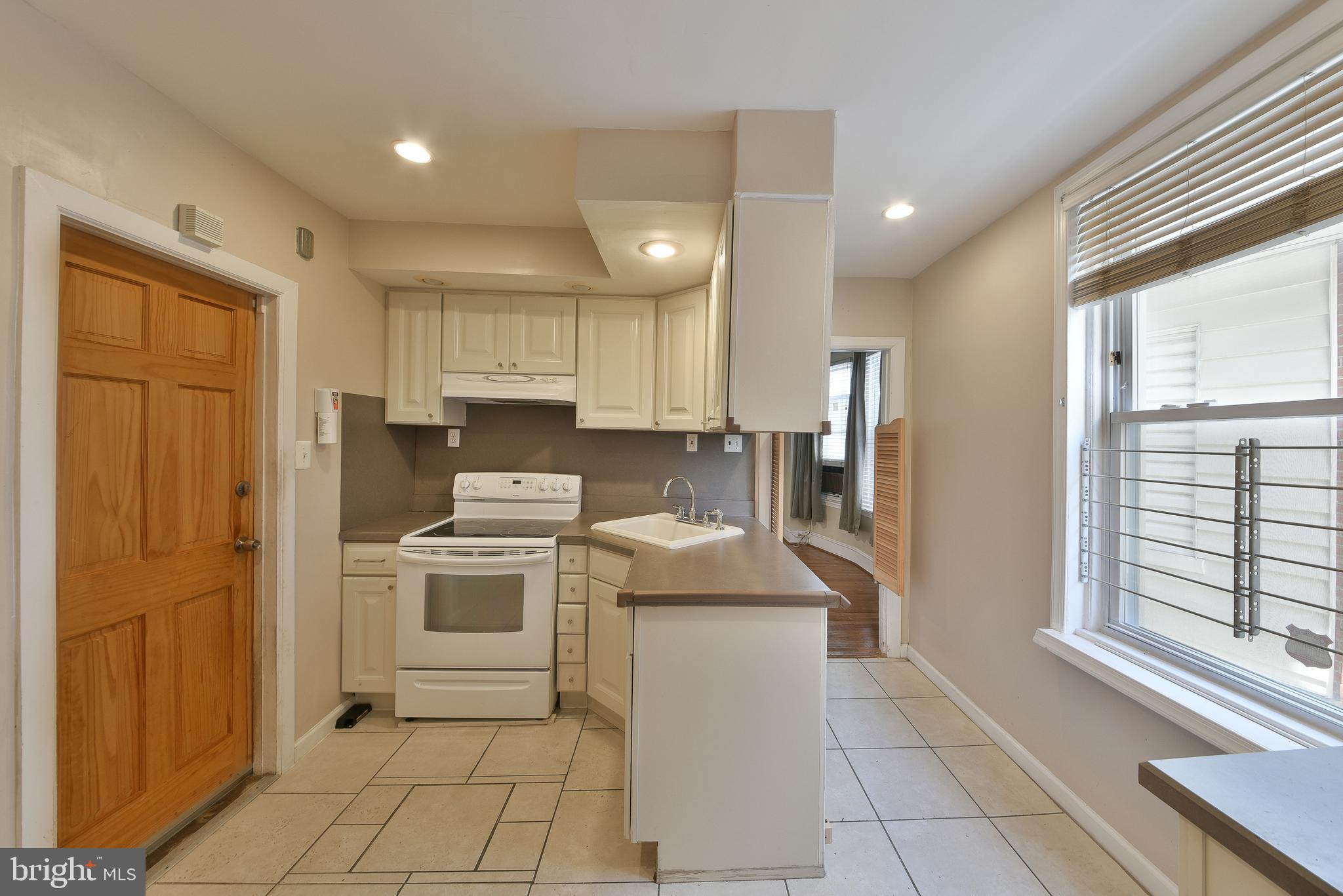 WEST PHILADELPHIA - Residential