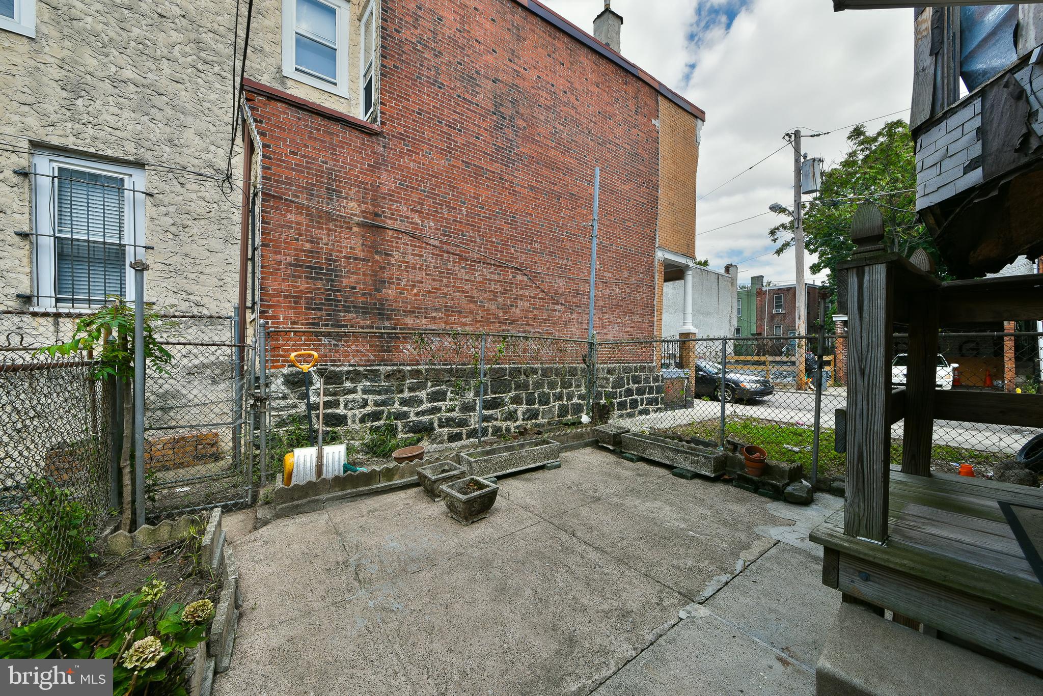WEST PHILADELPHIA - Residential