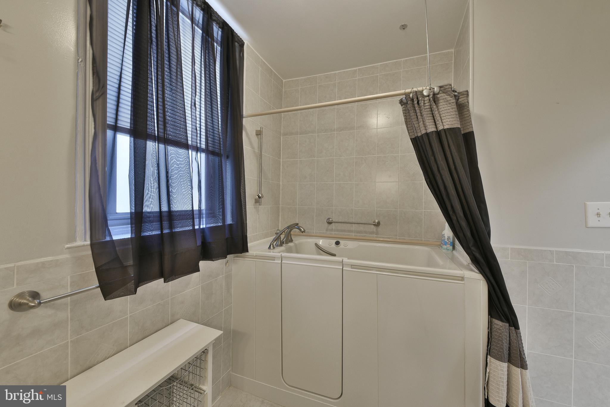 WEST PHILADELPHIA - Residential