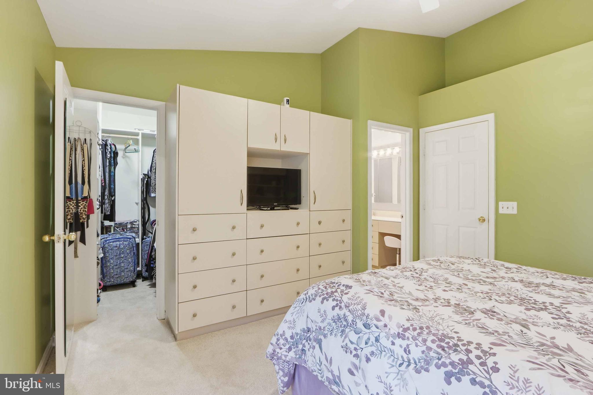 TIMBERGROVE - Residential