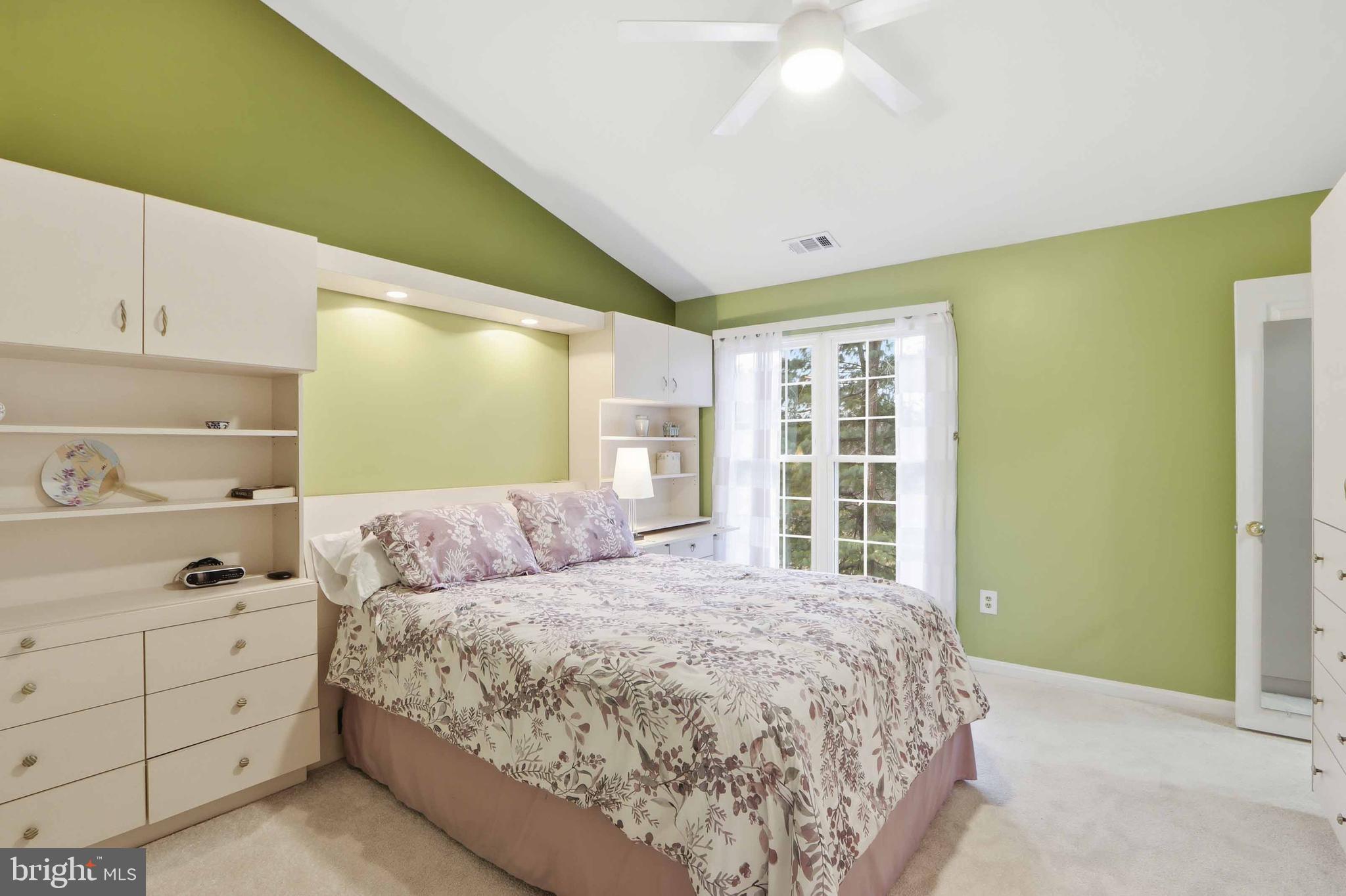 TIMBERGROVE - Residential