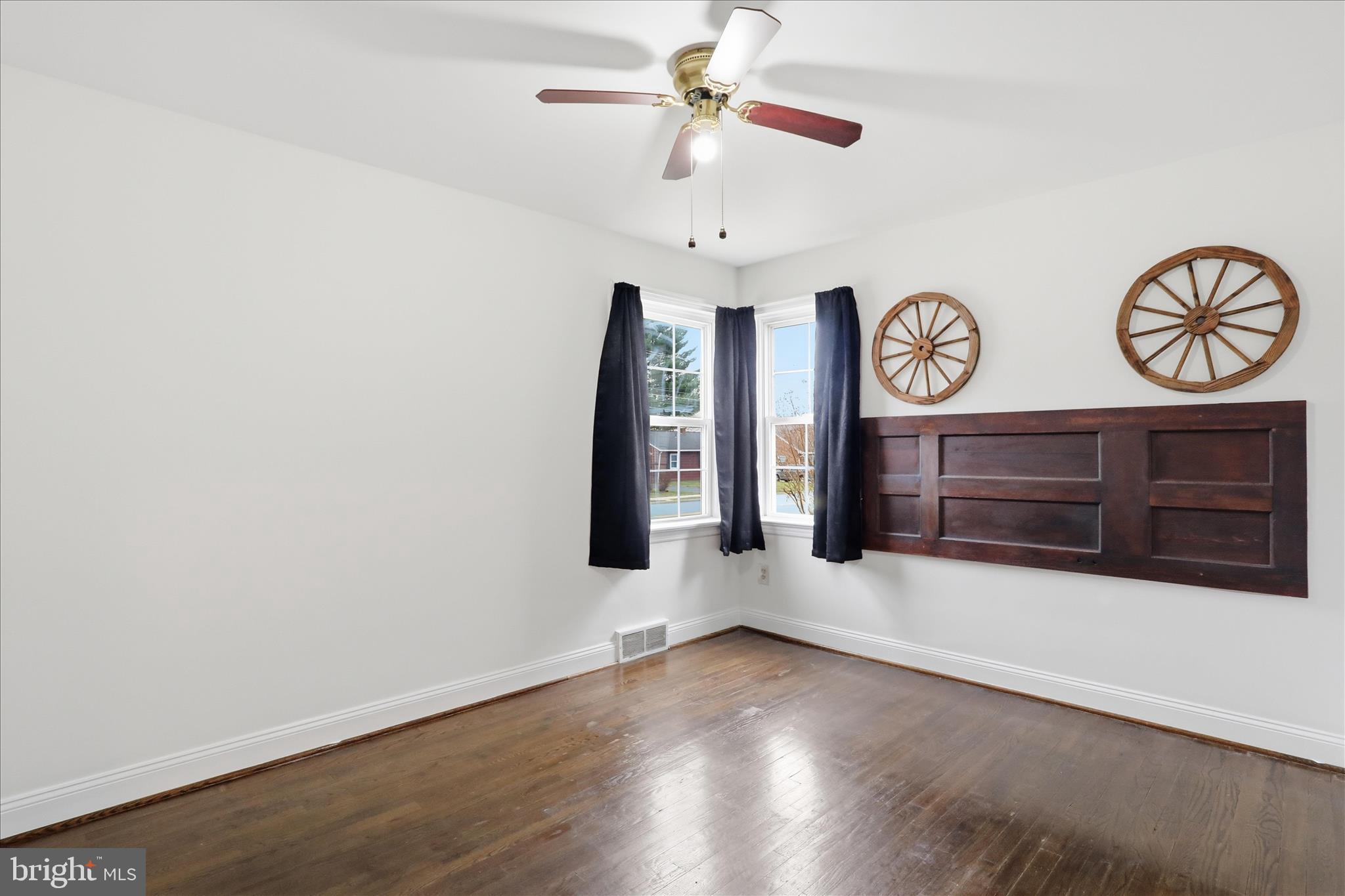 HAGERSTOWN - Residential