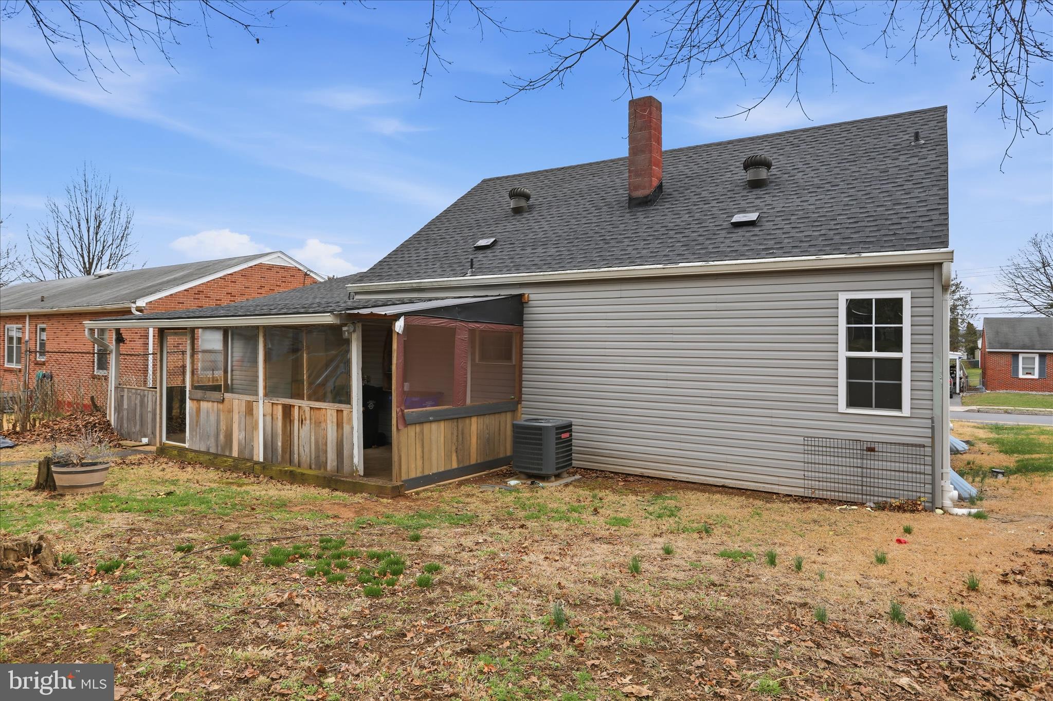 HAGERSTOWN - Residential