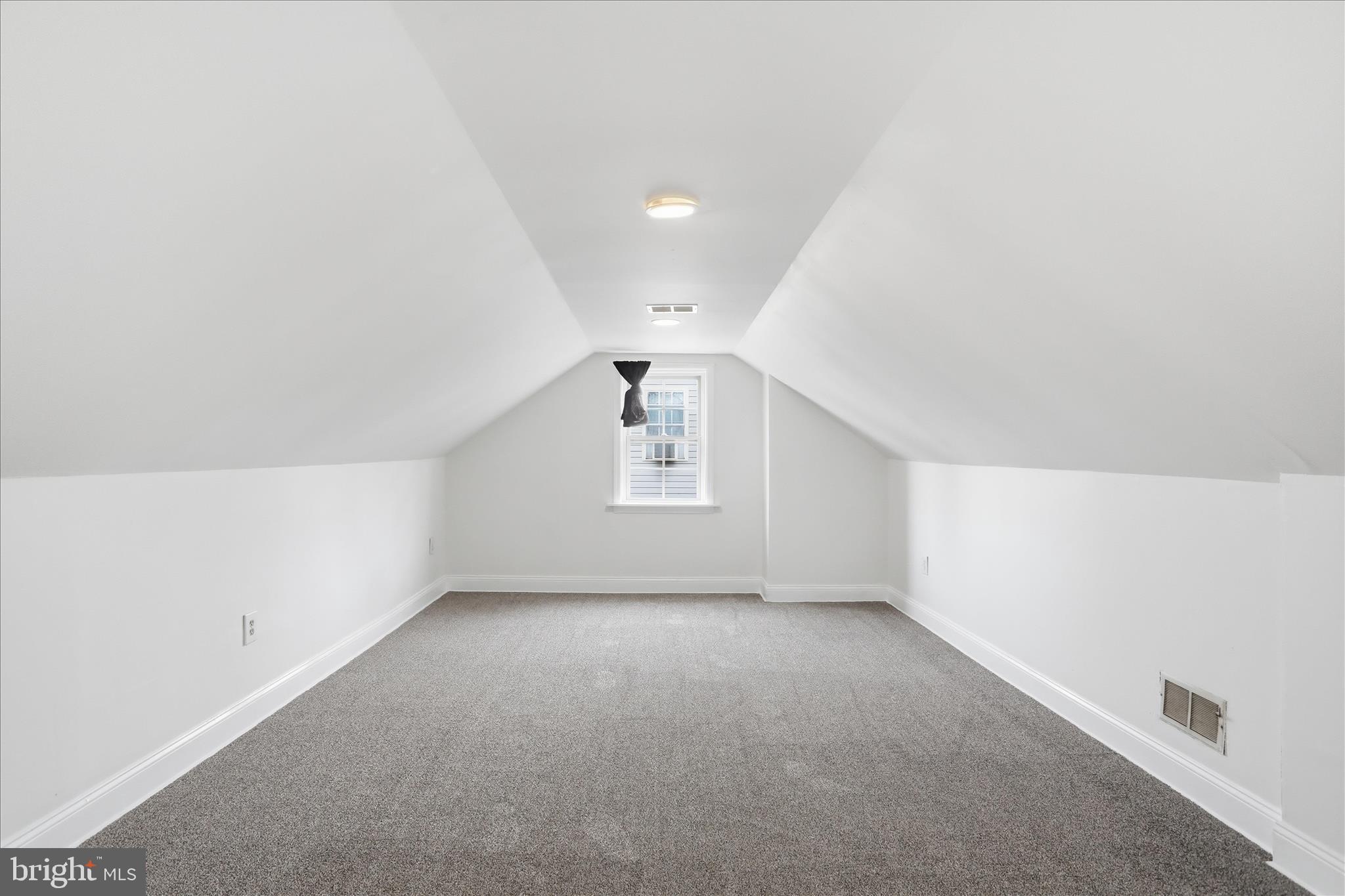 HAGERSTOWN - Residential