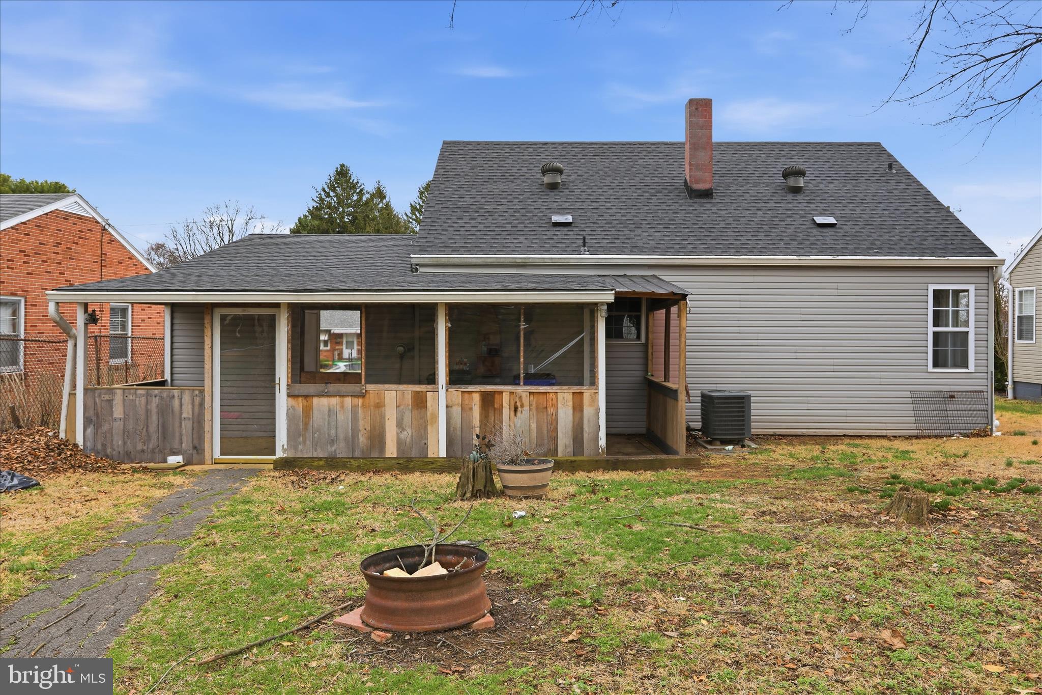 HAGERSTOWN - Residential