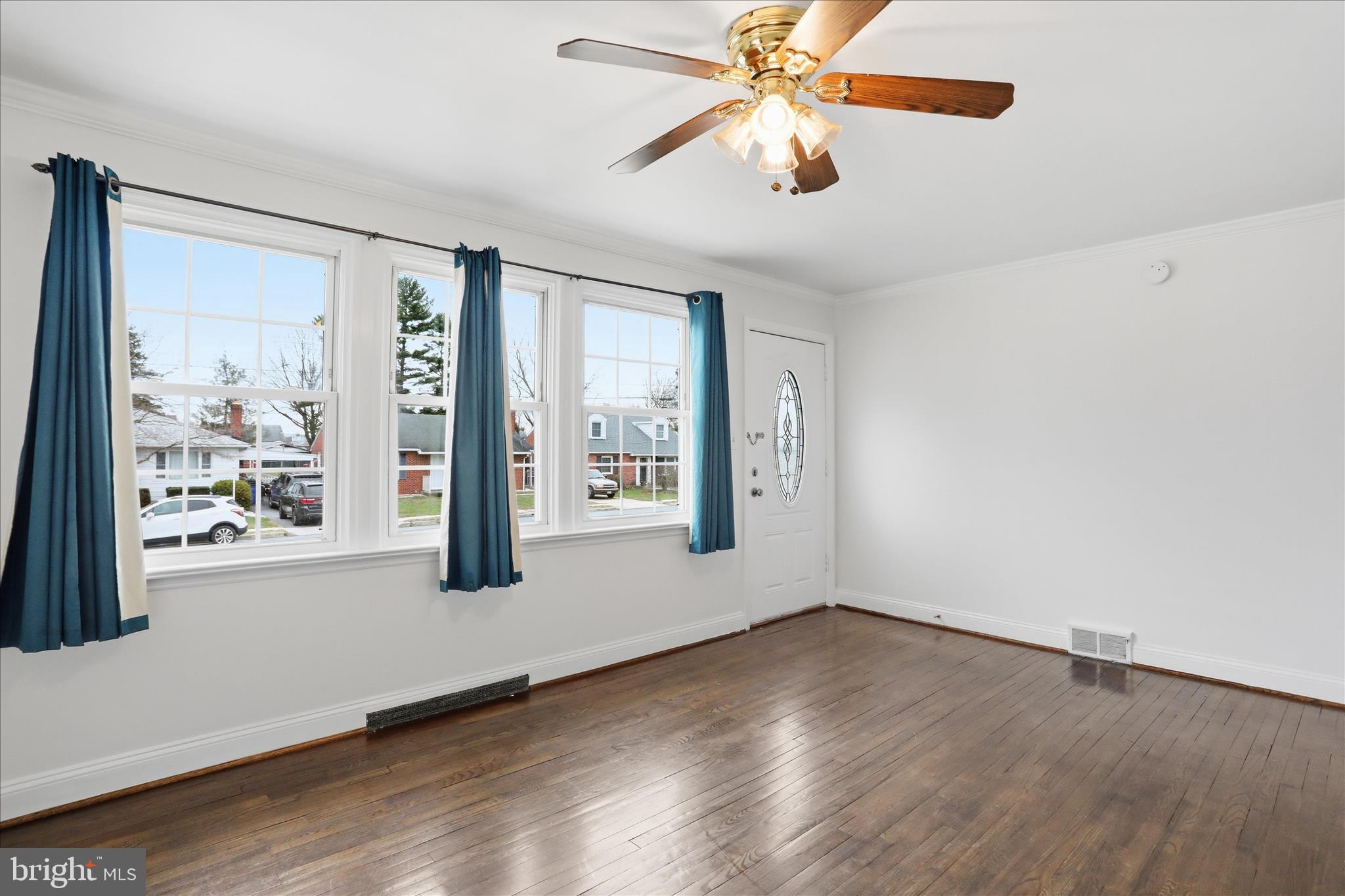 HAGERSTOWN - Residential