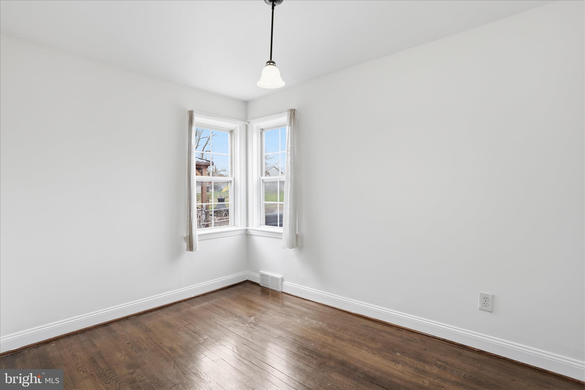 HAGERSTOWN - Residential