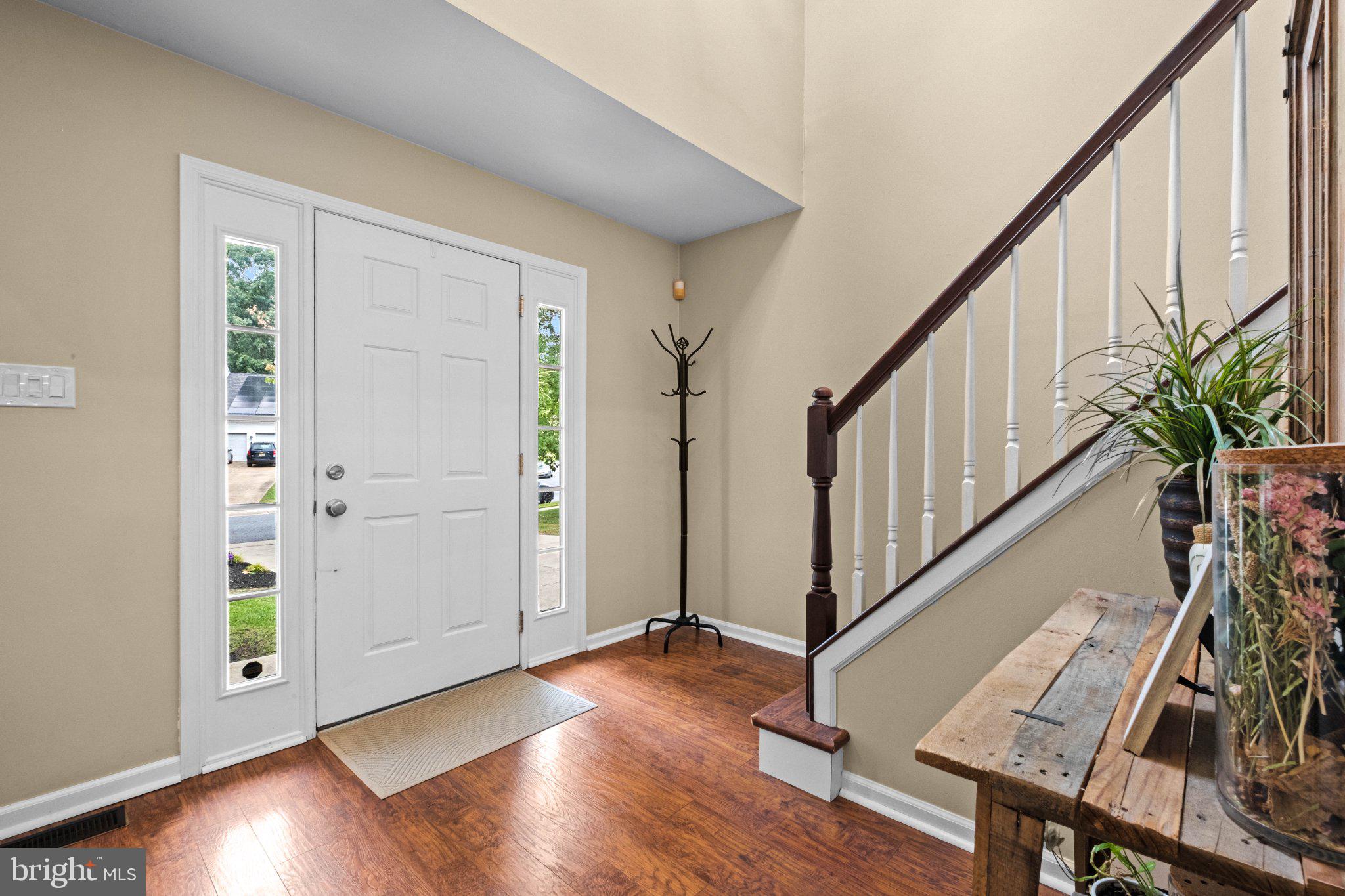 1704 CROWFOOT LANE