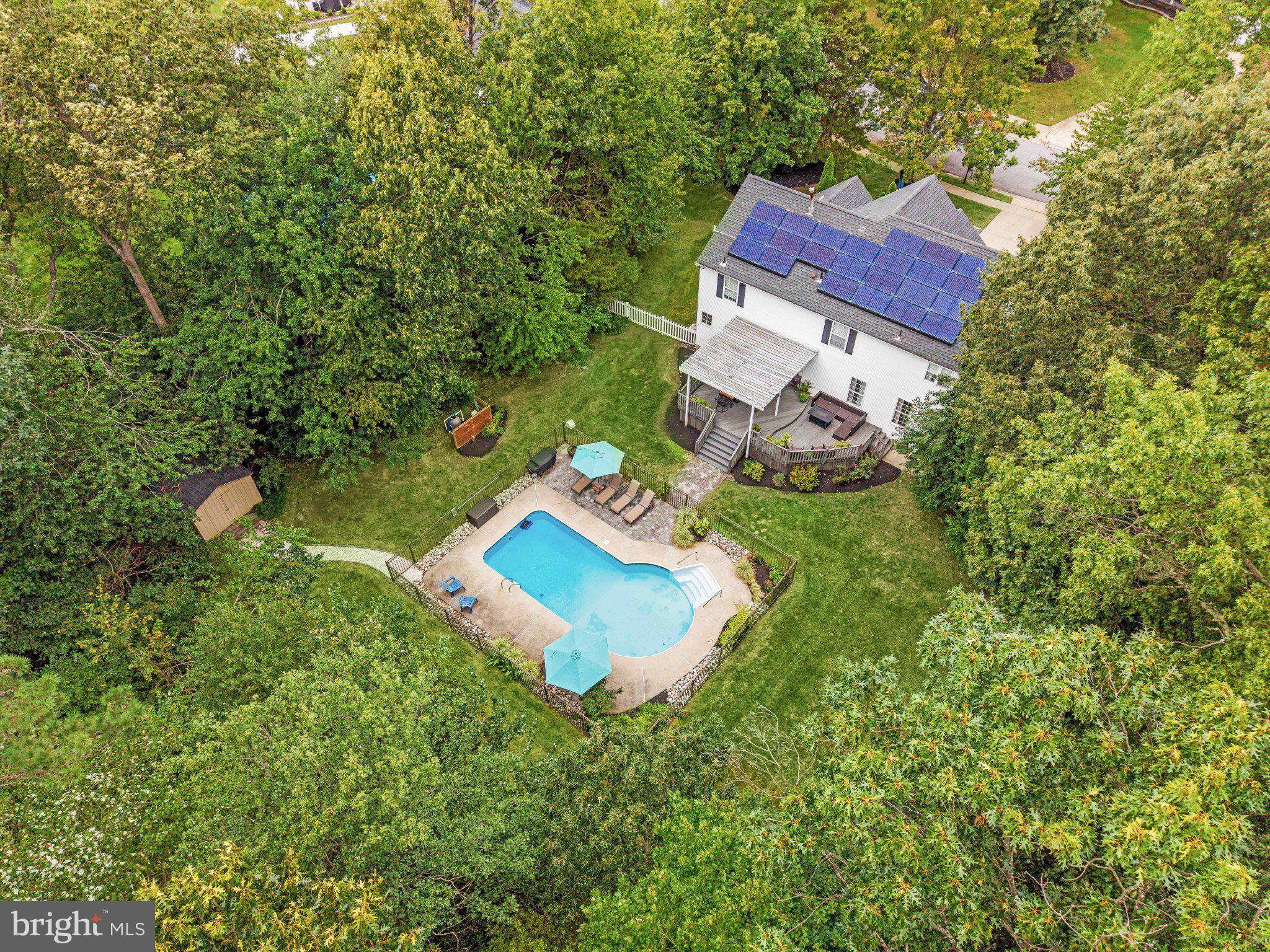 1704 CROWFOOT LANE