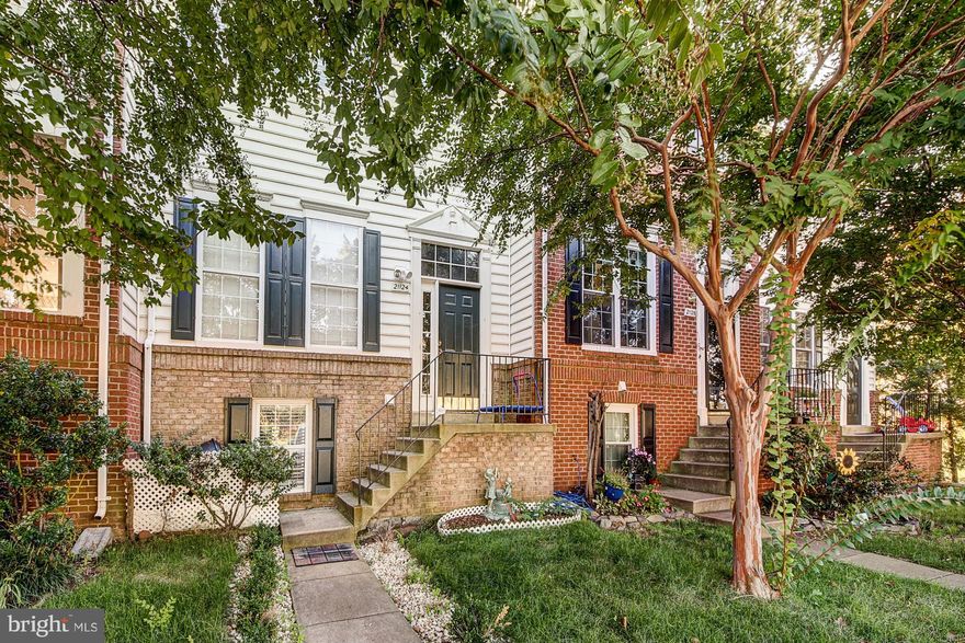 Stunning 4 BR and 3.5 BA Townhouse sited on one of the best lots in Ashburn Village.Main Level features hardwood floors,lovely kitchen w/granite counters,white cabinets,elegant living room,dining room w/gas fireplace,bright family room.Upstairs are plush carpeting,3BRs/2 BAs.LL offers Rec.Rm, separate BR and BA suite. Spacious deck overlooking acres of nature preserve,views of Ashburn Lake.