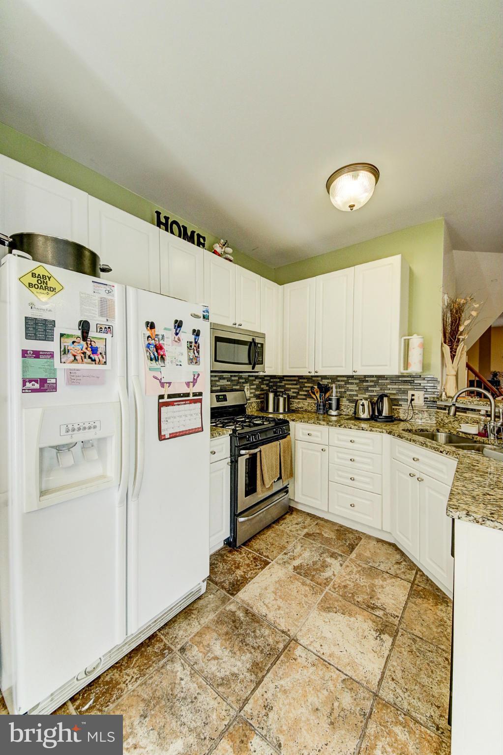 ASHBURN VILLAGE - Residential